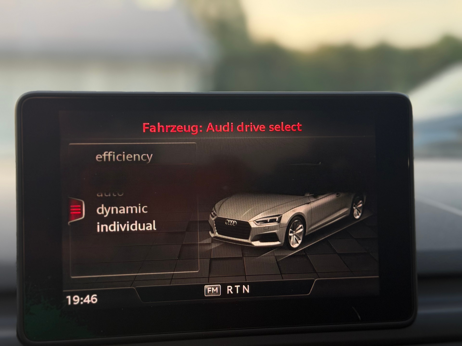 AUDI A5 Coupé 40 TFSI Sport-image-21