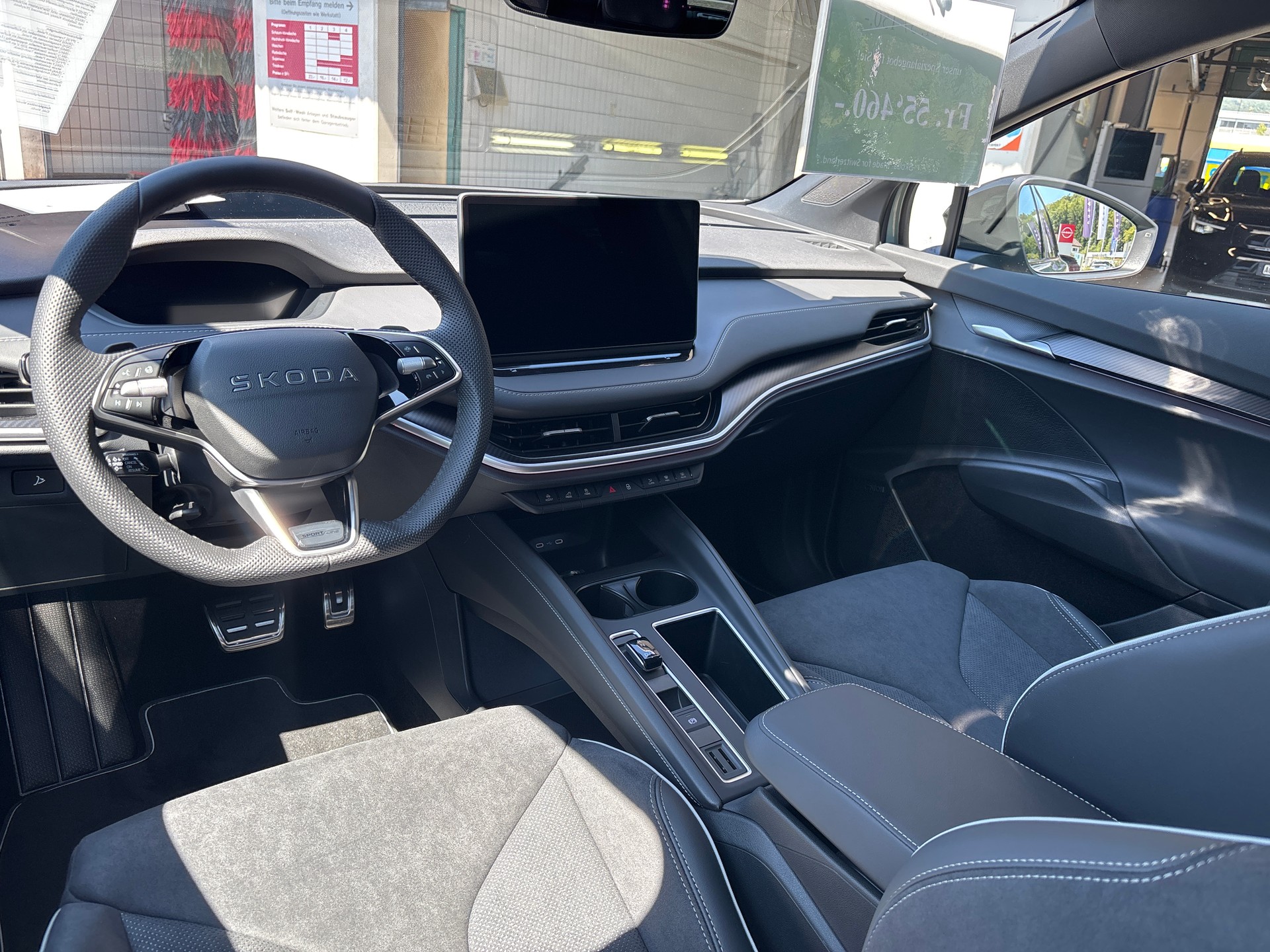 SKODA Elroq 85x 4x4-image-8