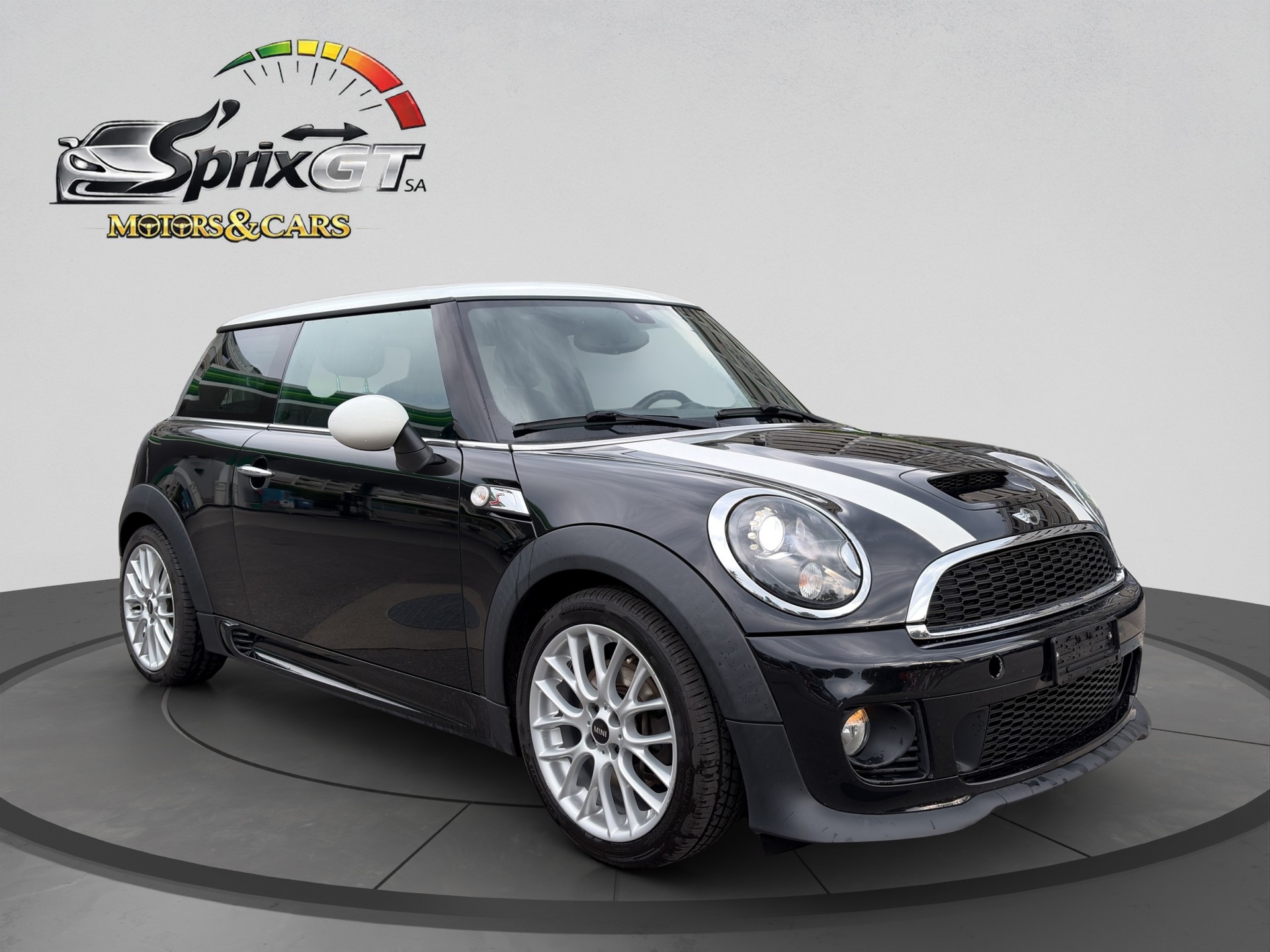 MINI Cooper S-image-1