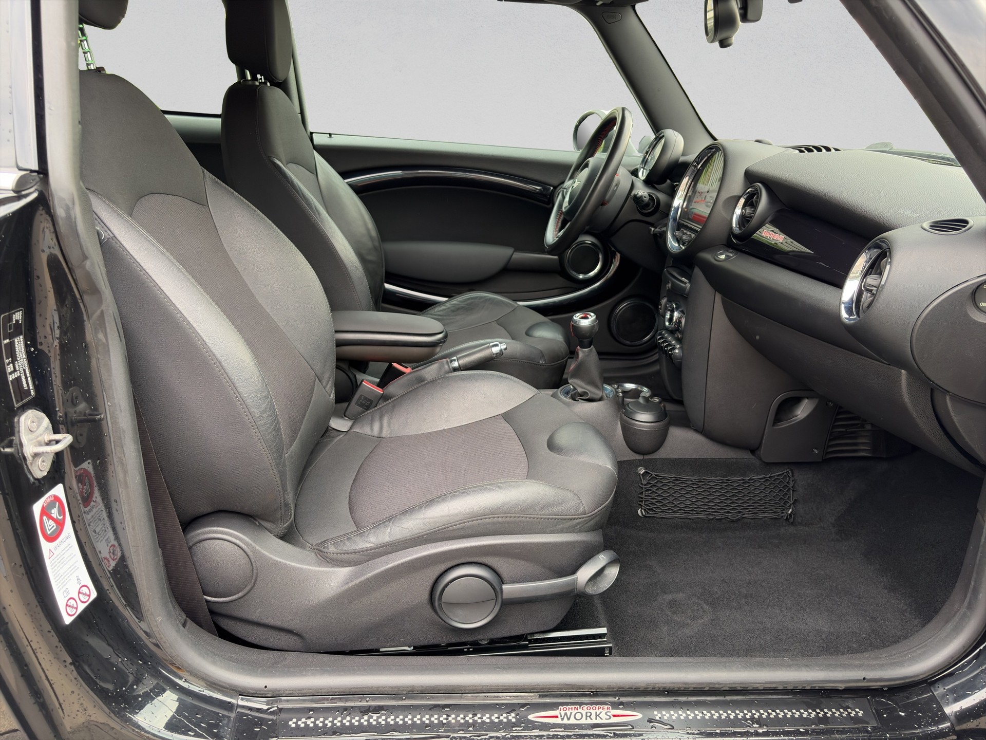 MINI Cooper S-image-13