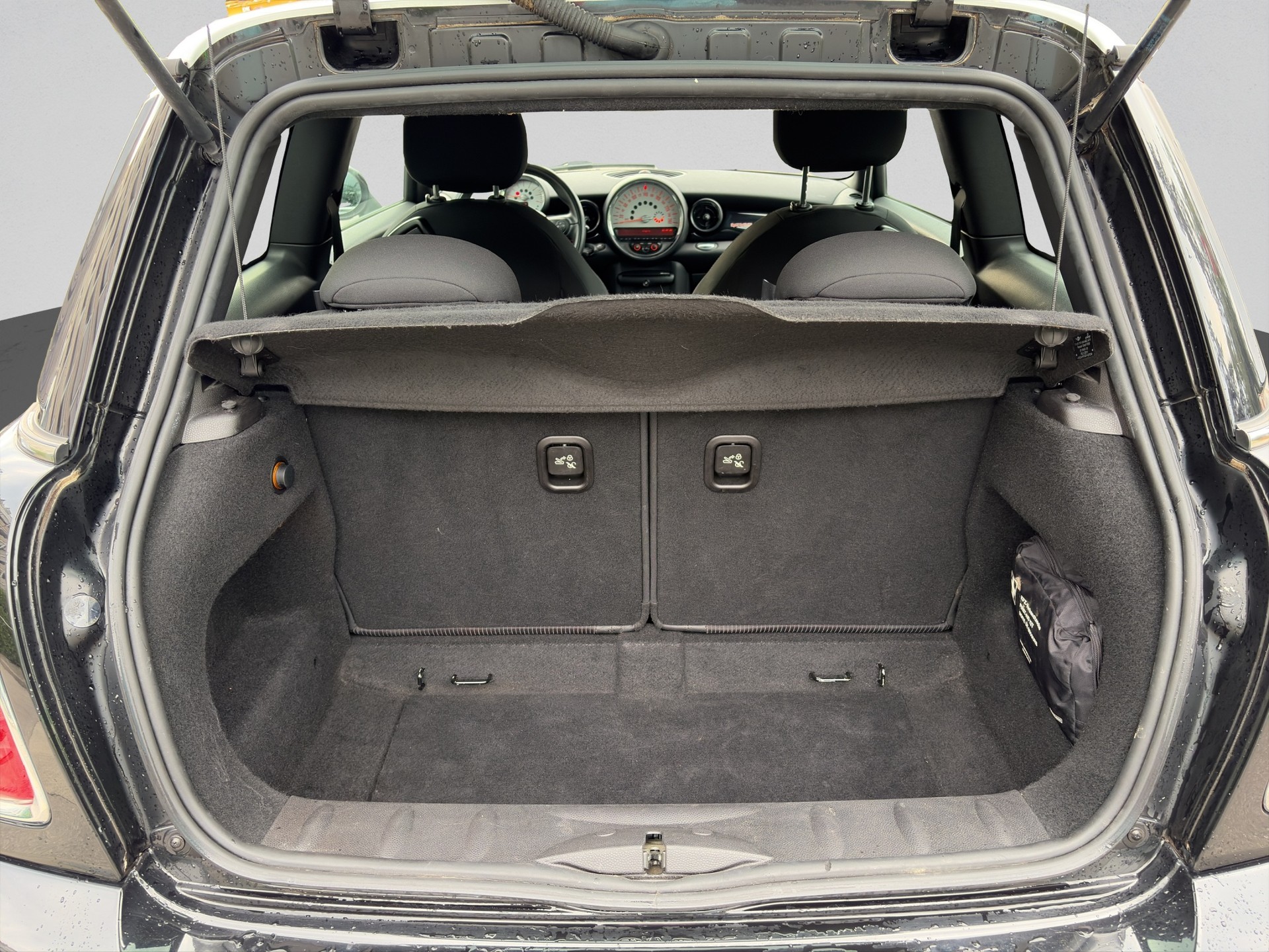MINI Cooper S-image-12