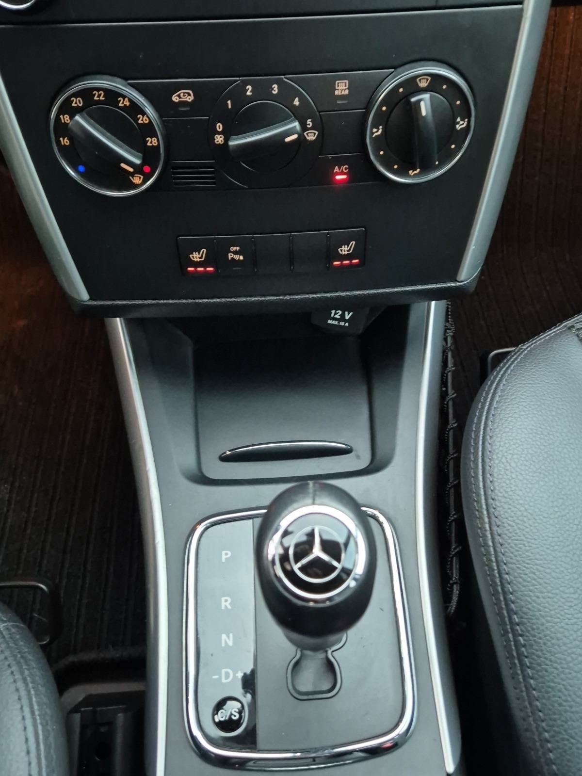 MERCEDES-BENZ A 180 Style Autotronic-image-13