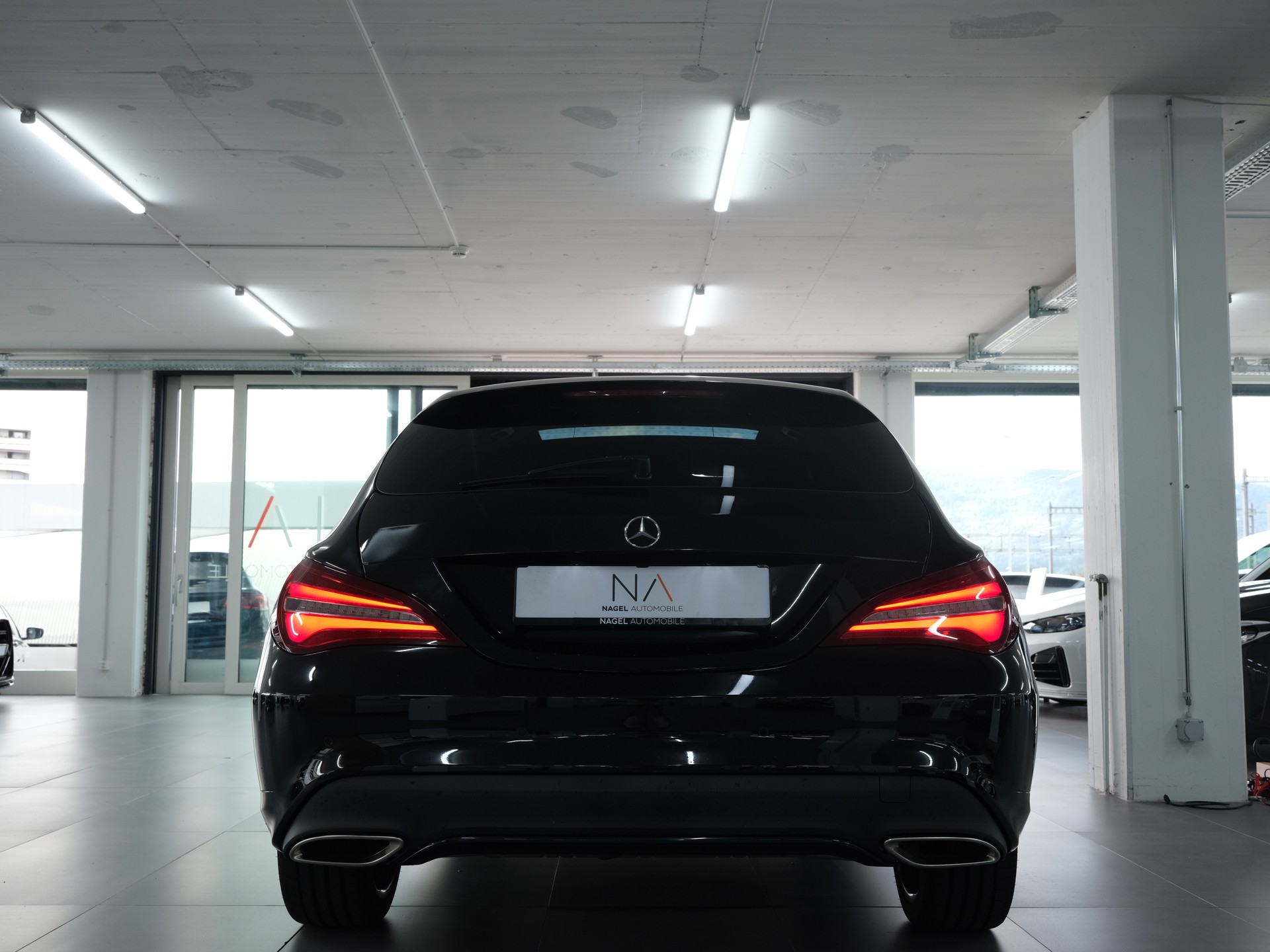 MERCEDES-BENZ CLA Shooting Brake 200 AMG Line 7G-DCT *Panorama* *Rückfahrkamera* *Night Star*-image-3