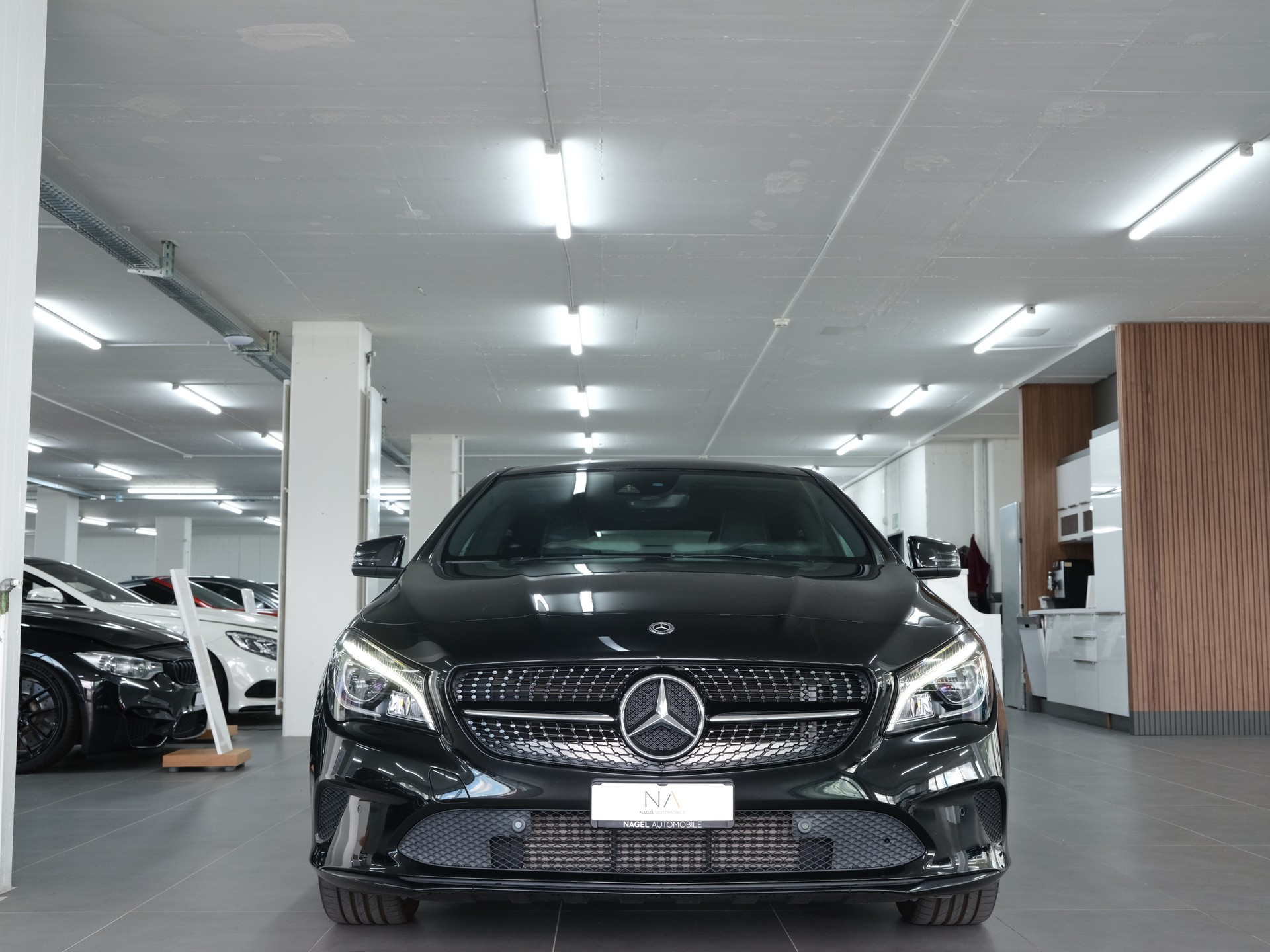 MERCEDES-BENZ CLA Shooting Brake 200 AMG Line 7G-DCT *Panorama* *Rückfahrkamera* *Night Star*-image-7