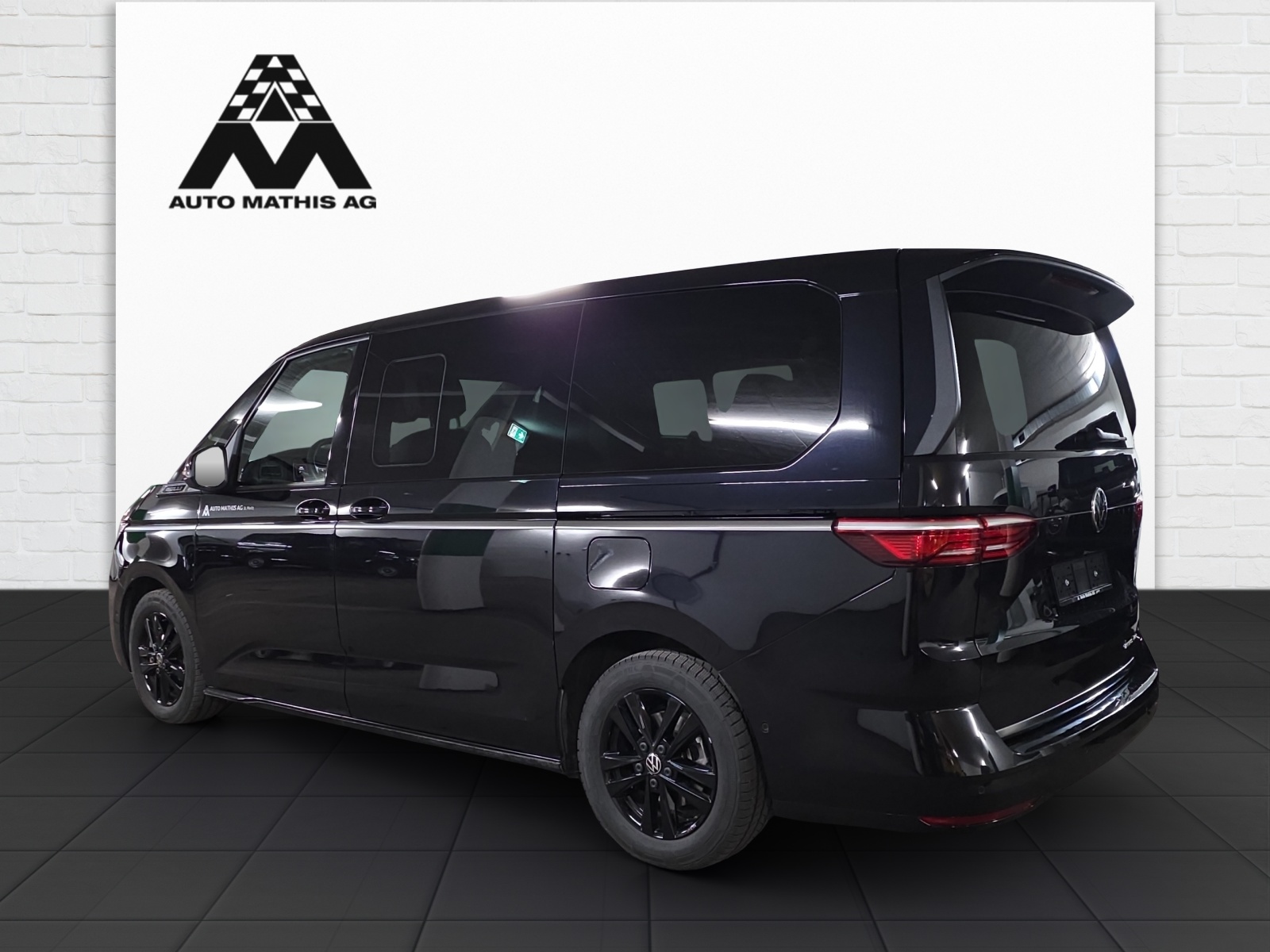 VW Multivan 1.5 eHybrid Style Liberty Lang DSG-image-3