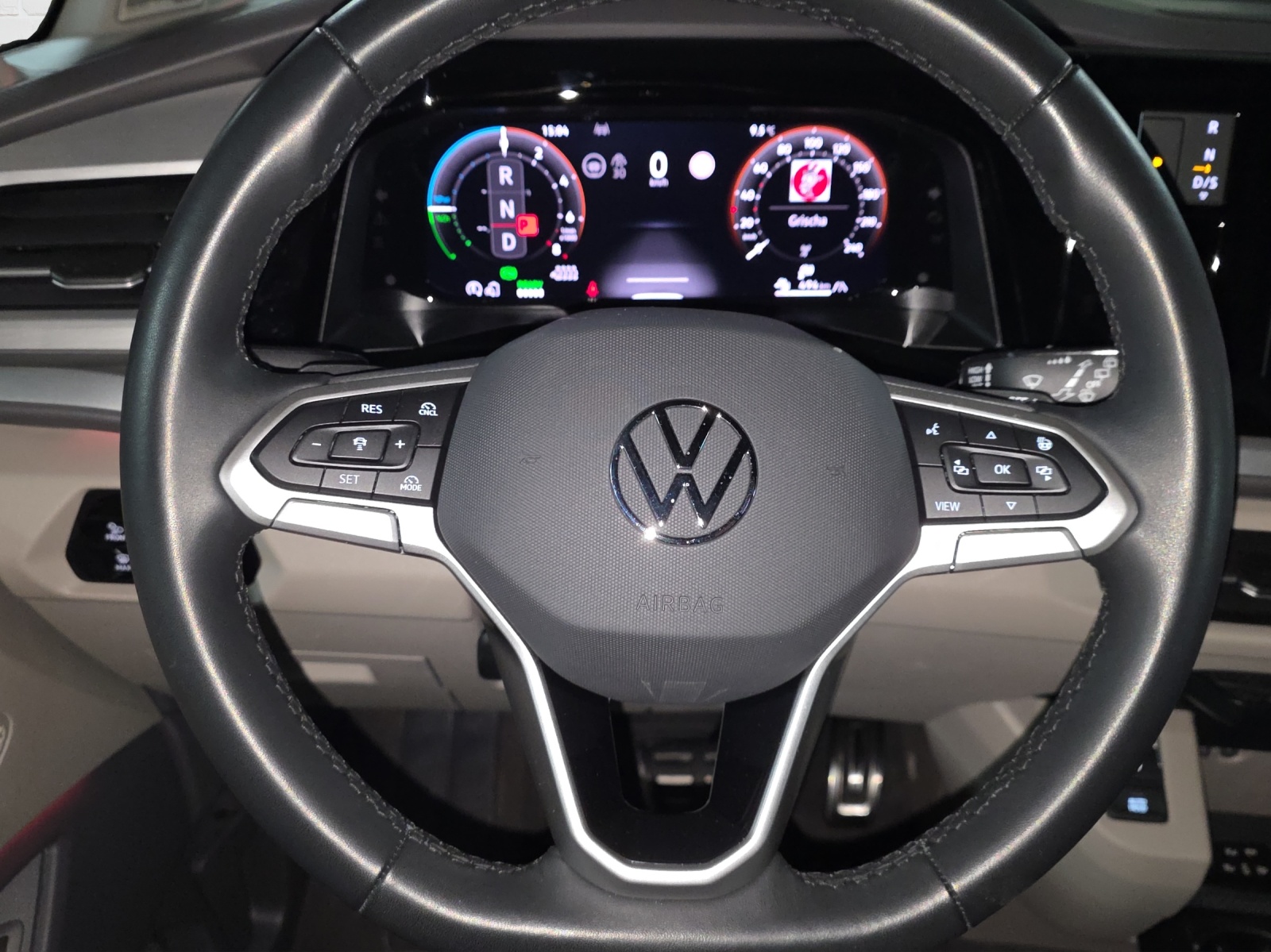 VW Multivan 1.5 eHybrid Style Liberty Lang DSG-image-5