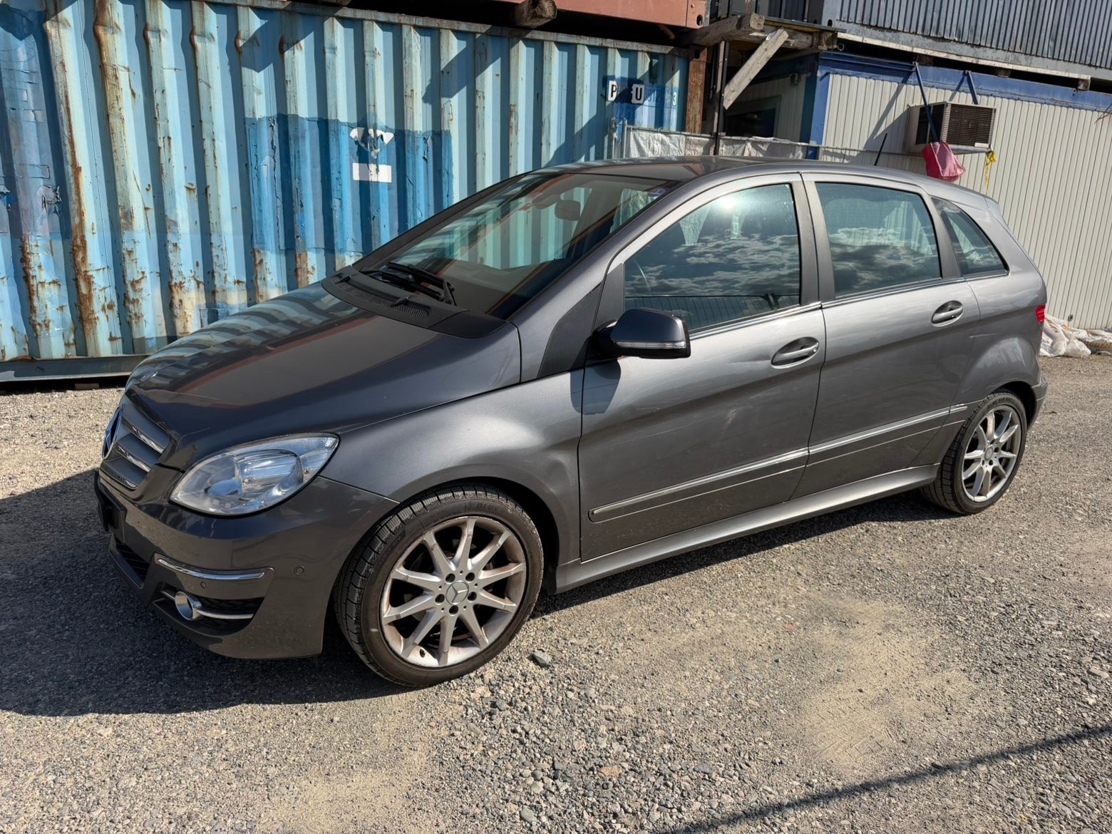 MERCEDES-BENZ B 180 Selection Autotronic-image-10