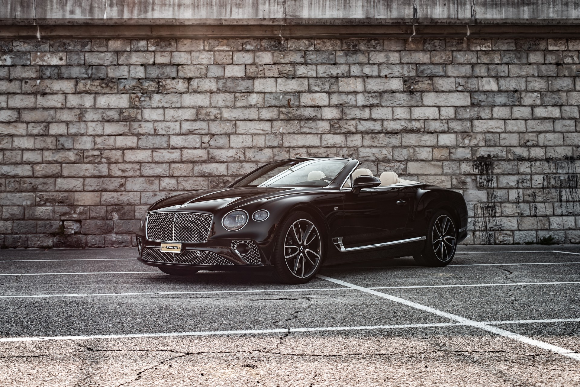 BENTLEY Continental GTC 6.0 W12*First Edition CH Auslieferung*-image-1
