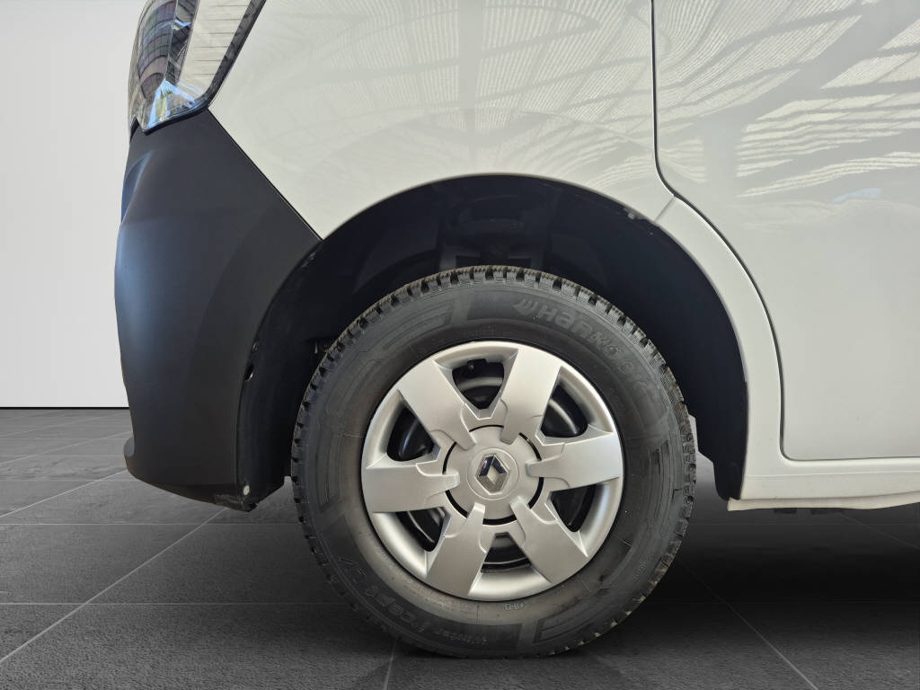 RENAULT MASTER DCI 135-image-18
