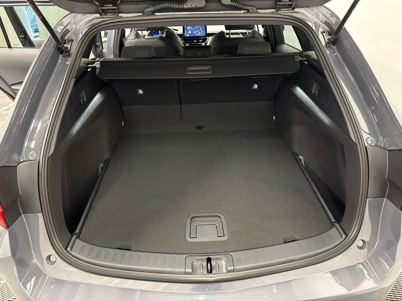 TOYOTA Corolla TS 1.8 HSD Sportline e-CVT 140HP-image-11