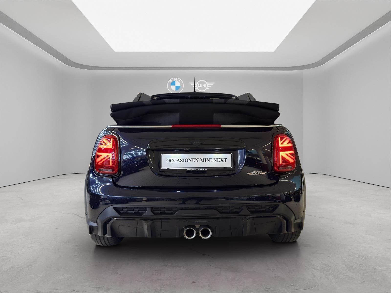 MINI Cabrio John Cooper Works-image-3