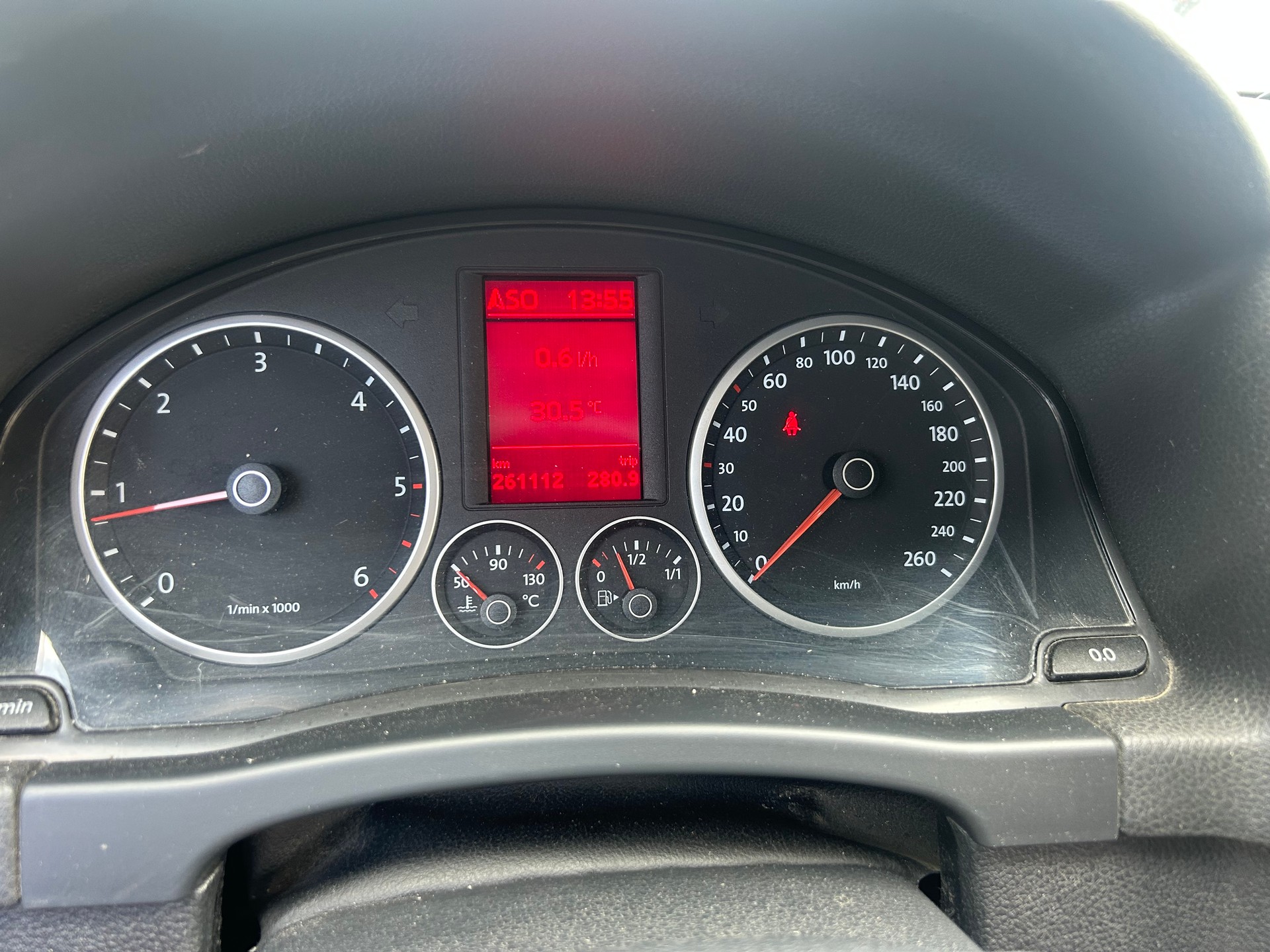 VW Tiguan 2.0 TDI Sport&Style-image-8