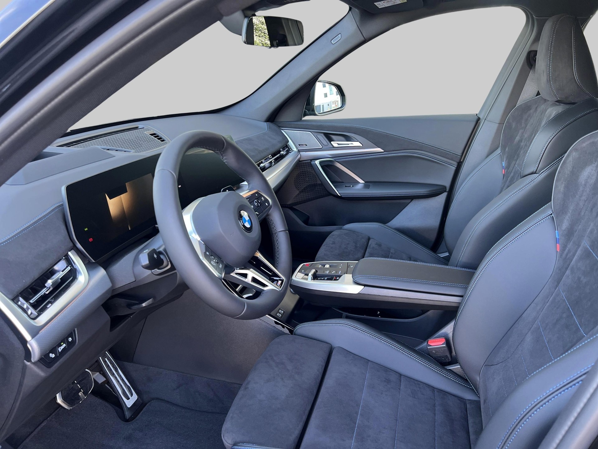 BMW X1 sDr 20i 48V M Sport-image-2