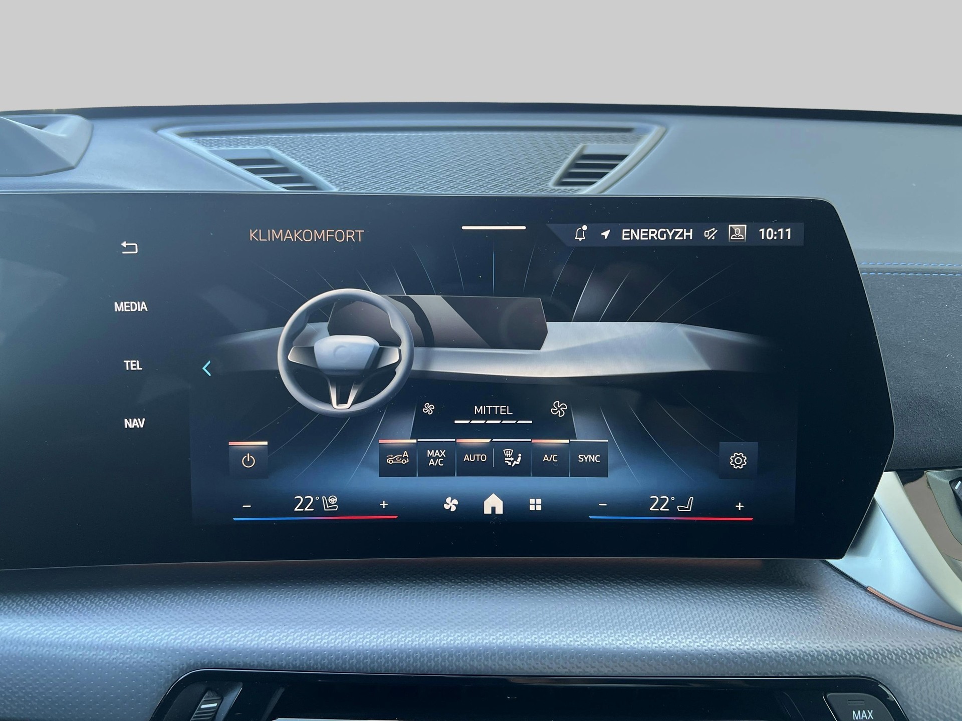 BMW X1 sDr 20i 48V M Sport-image-12