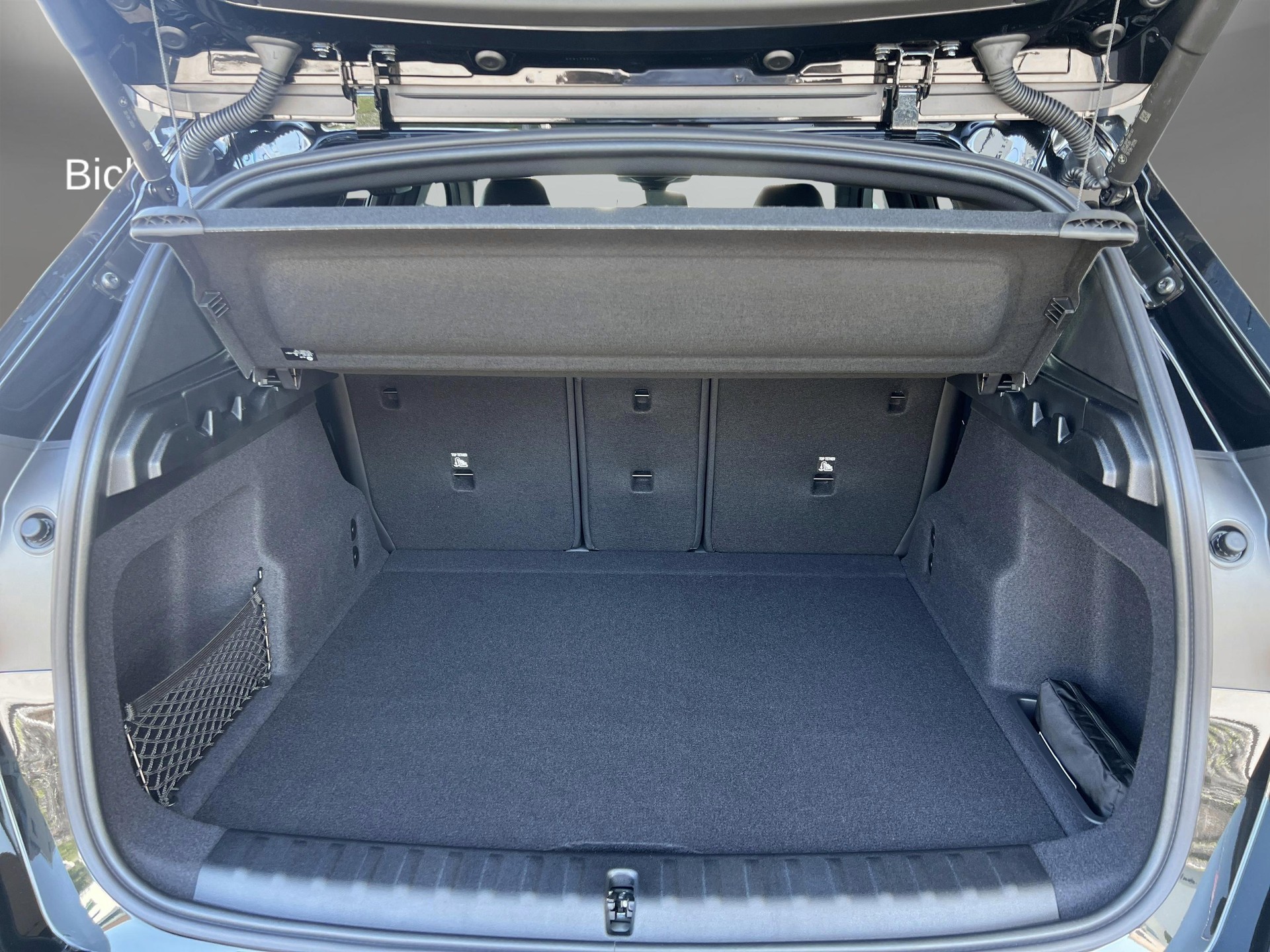 BMW X1 sDr 20i 48V M Sport-image-17
