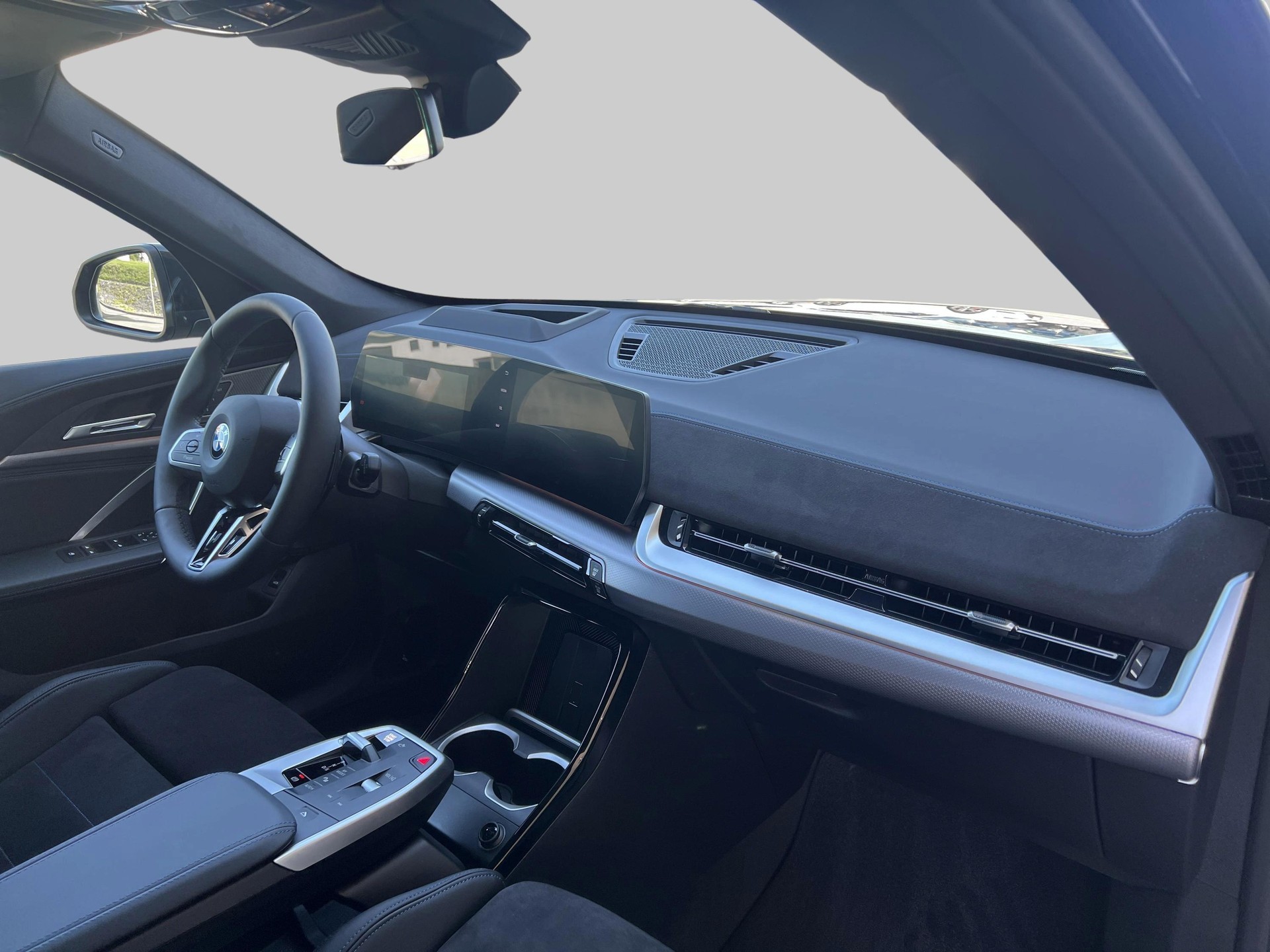 BMW X1 sDr 20i 48V M Sport-image-7