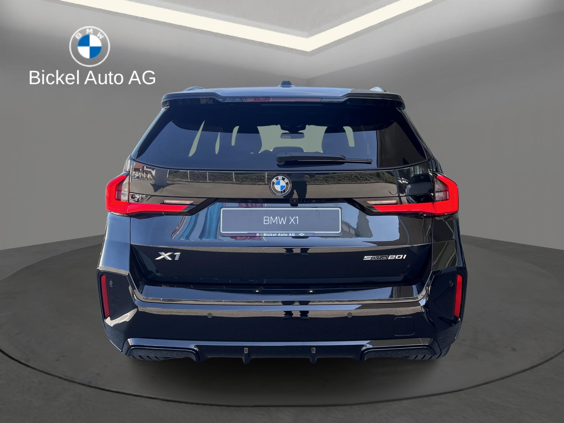 BMW X1 sDr 20i 48V M Sport-image-5