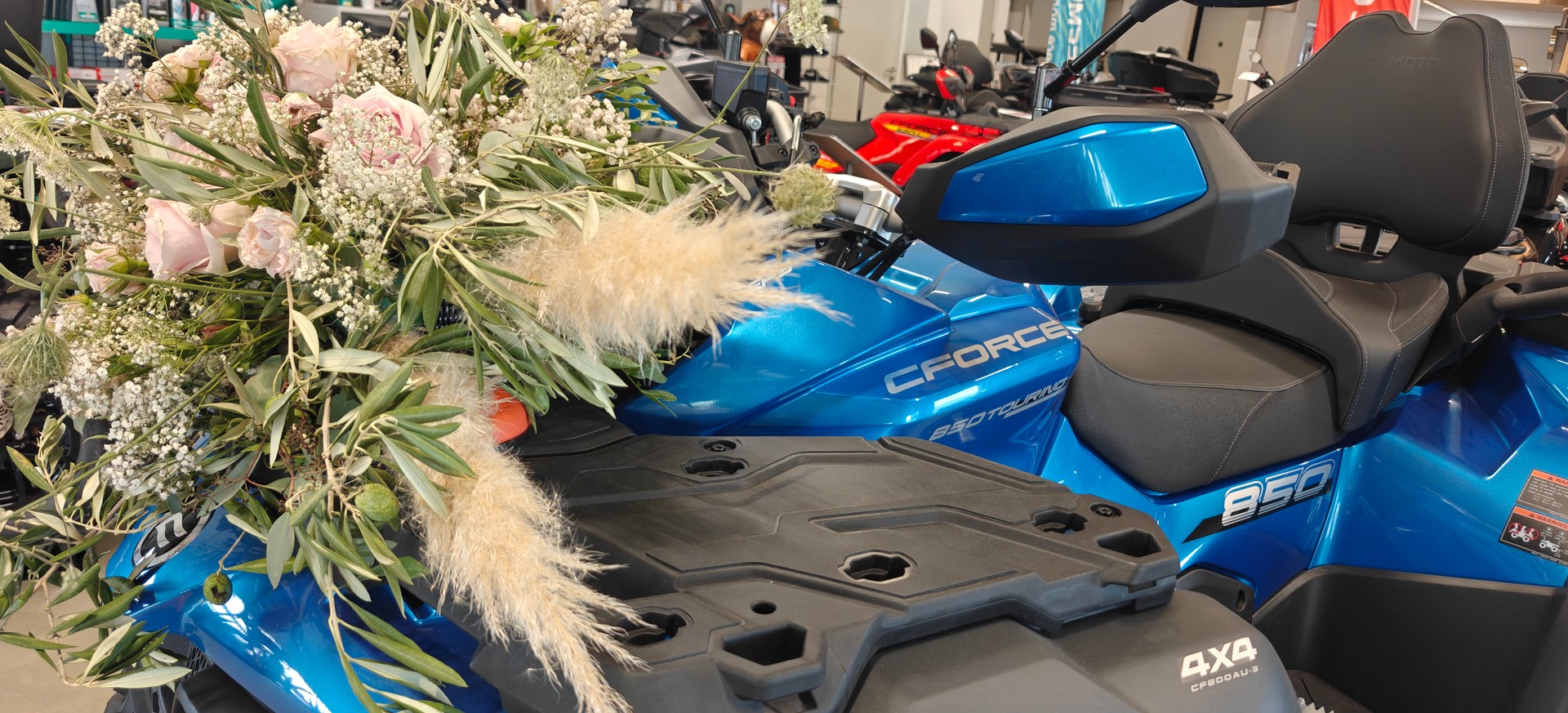 CF MOTO Ab MFK mit L7e Kleinmotorfahrzeug-showroom-element-3