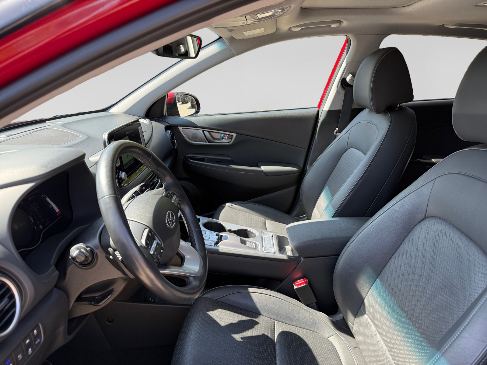 HYUNDAI Kona EV 64 kWh Vertex-image-9