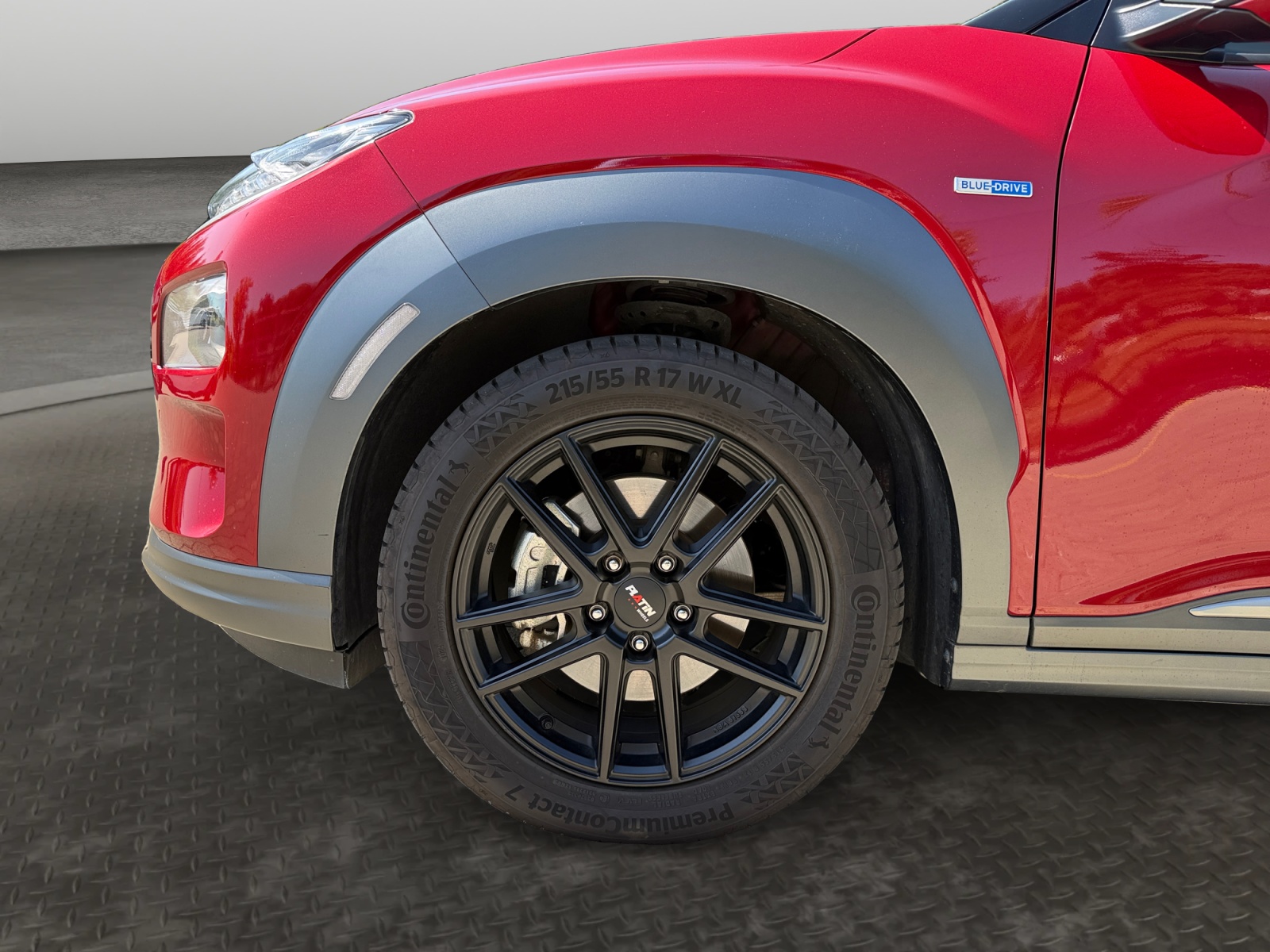 HYUNDAI Kona EV 64 kWh Vertex-image-8