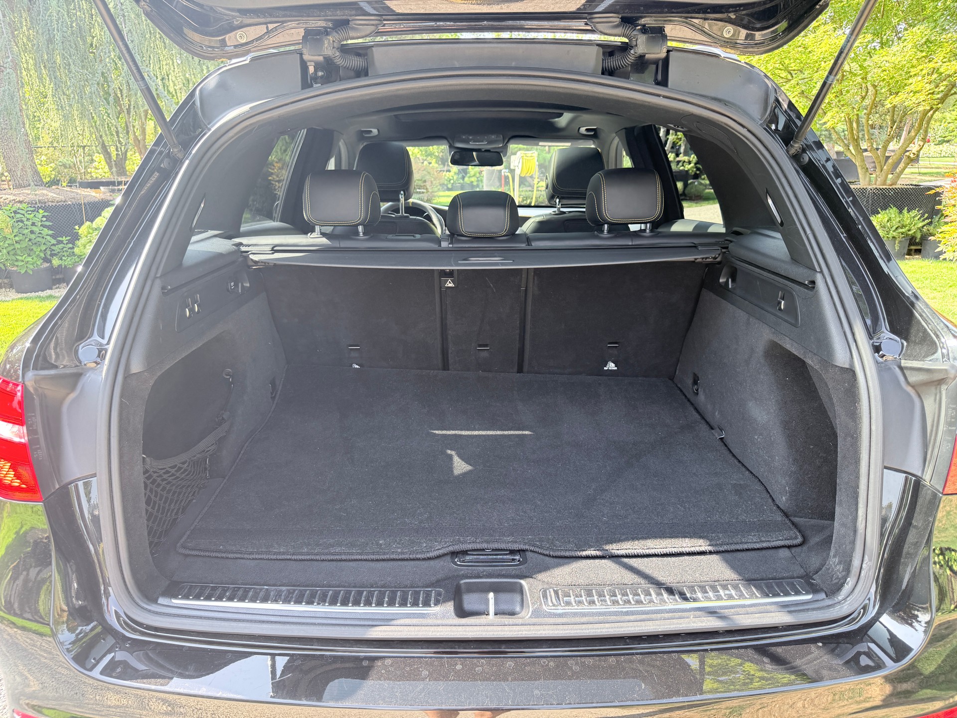 MERCEDES-BENZ GLC 63 S AMG Edition 1 4Matic+ 9G-Tronic-image-14