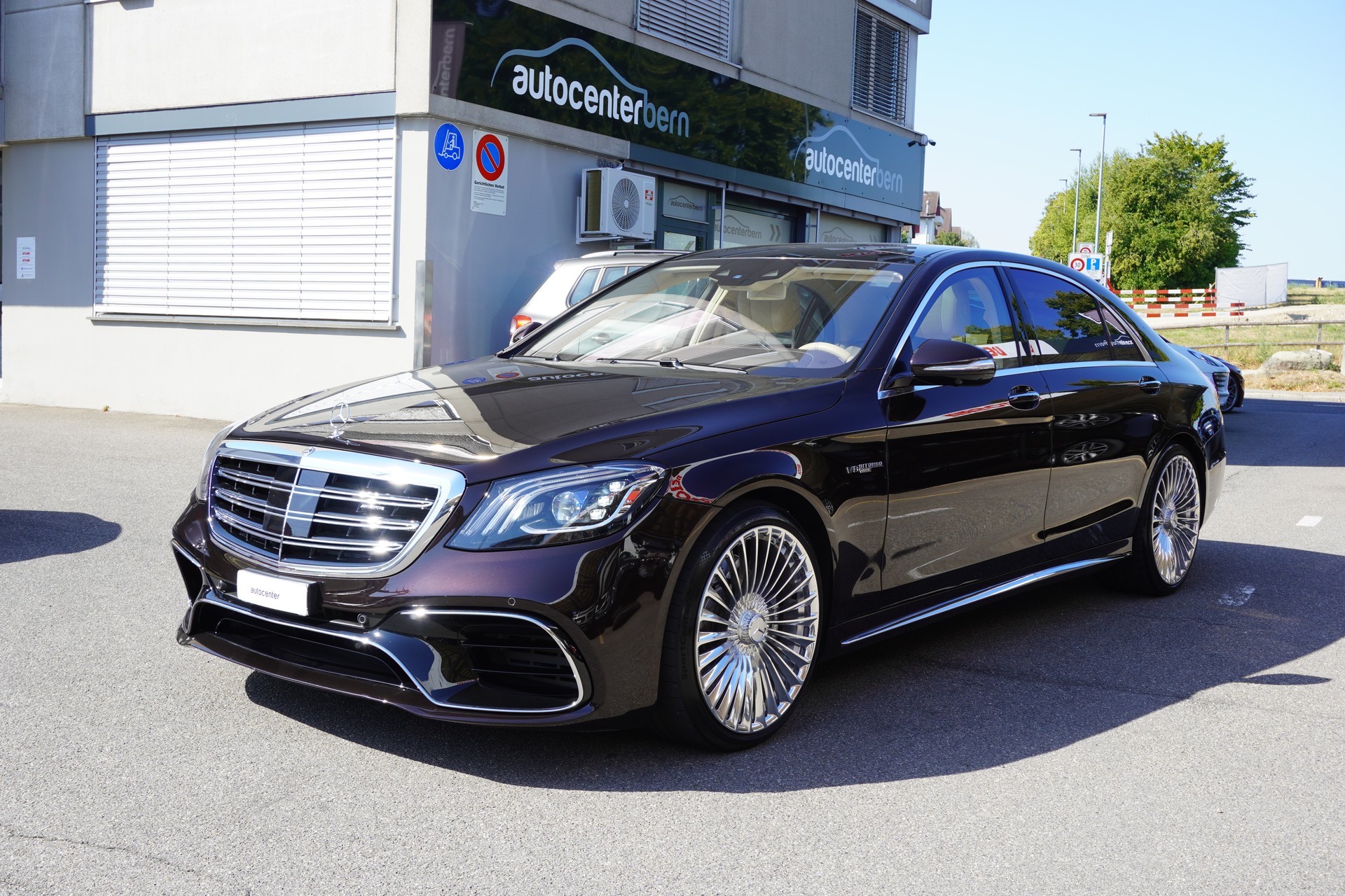 MERCEDES-BENZ S 63 AMG L 4Matic+ 9G-Tronic-image-2