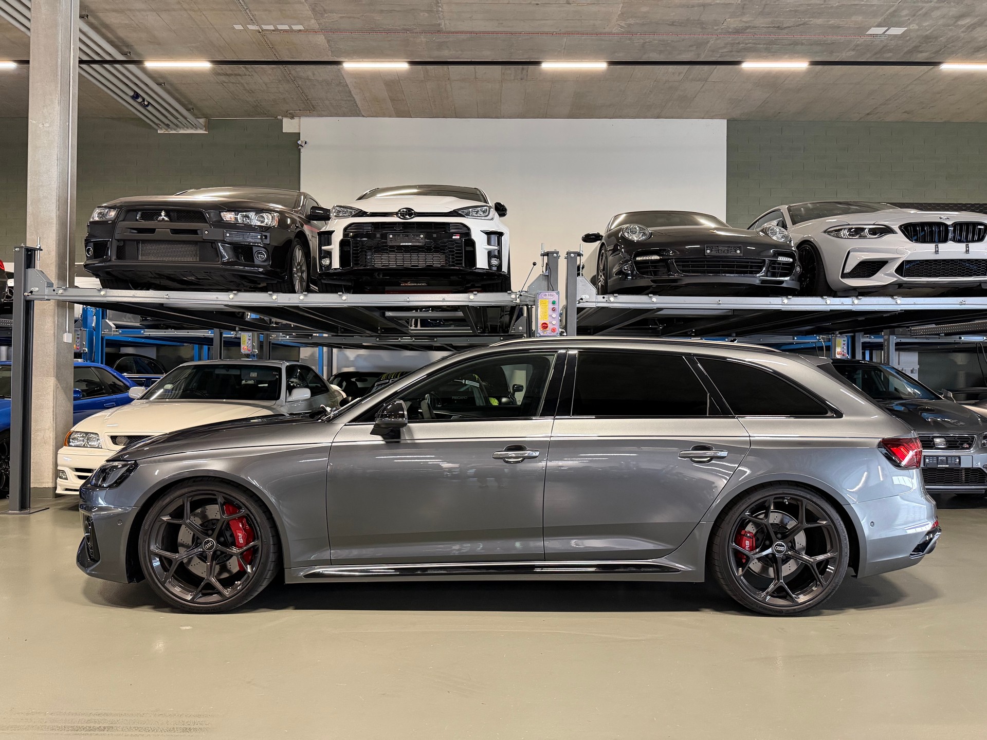 AUDI RS4 Avant quattro *Pack Compétition RS+*-image-0