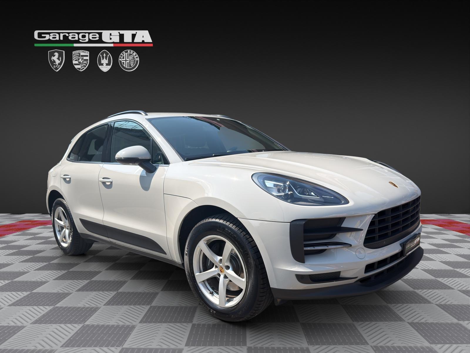 PORSCHE Macan PDK-image-6