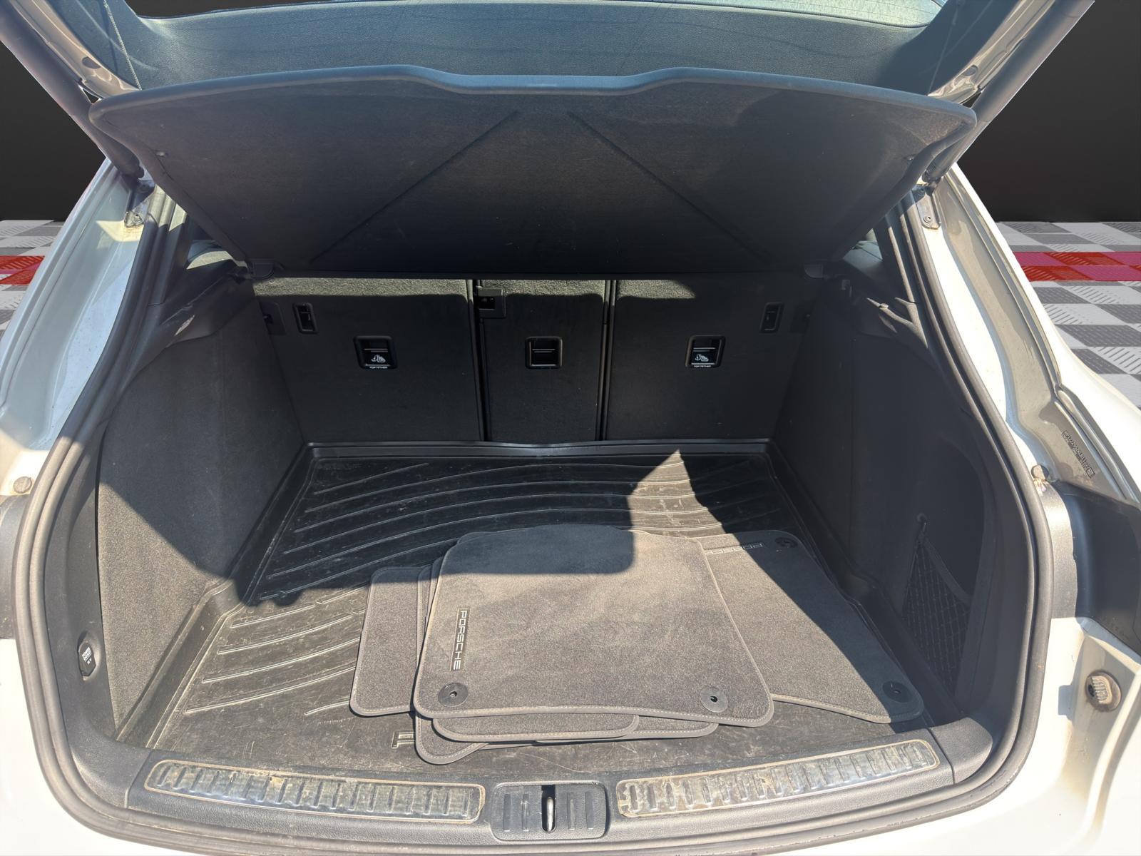 PORSCHE Macan PDK-image-15