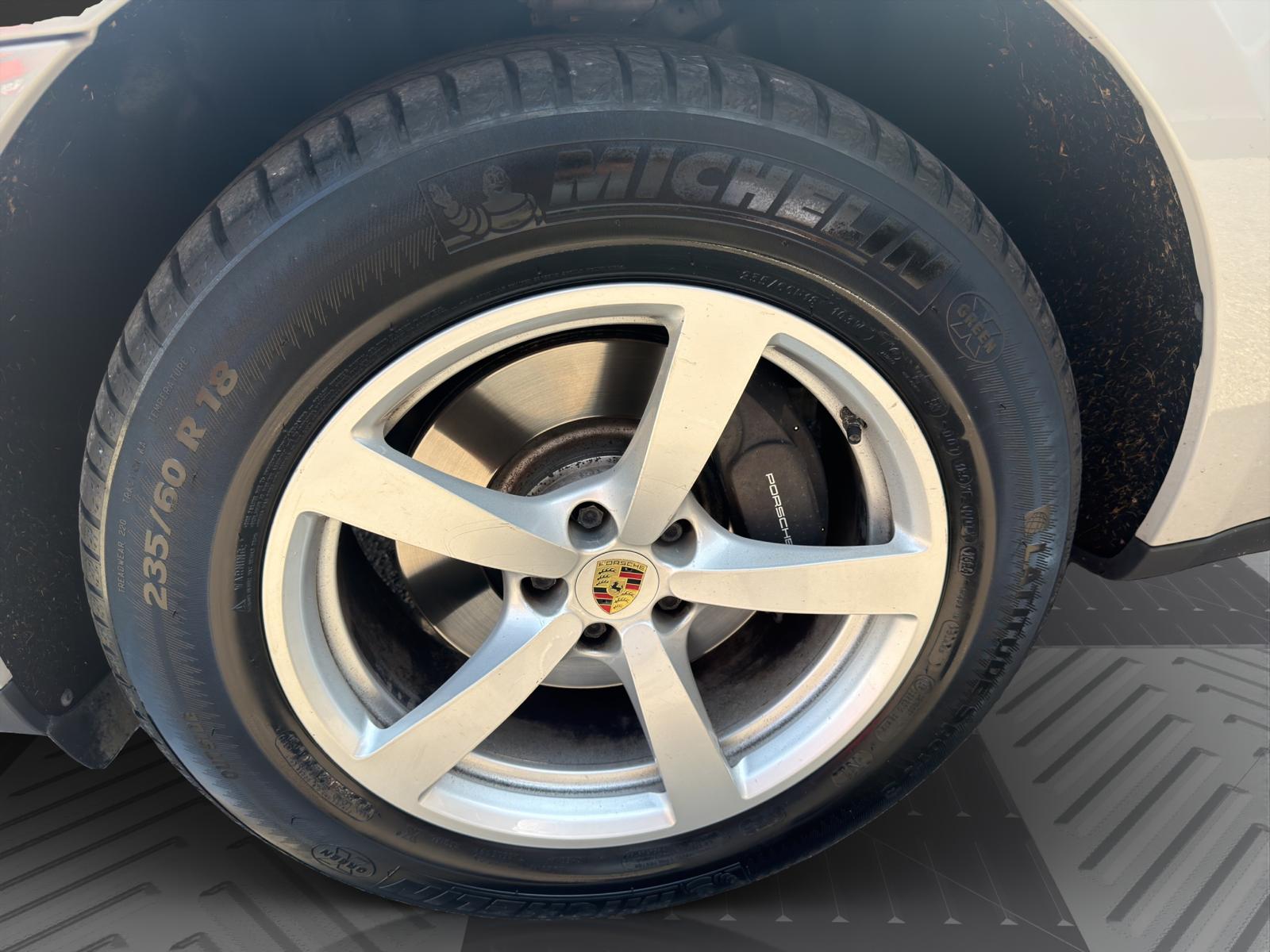 PORSCHE Macan PDK-image-22