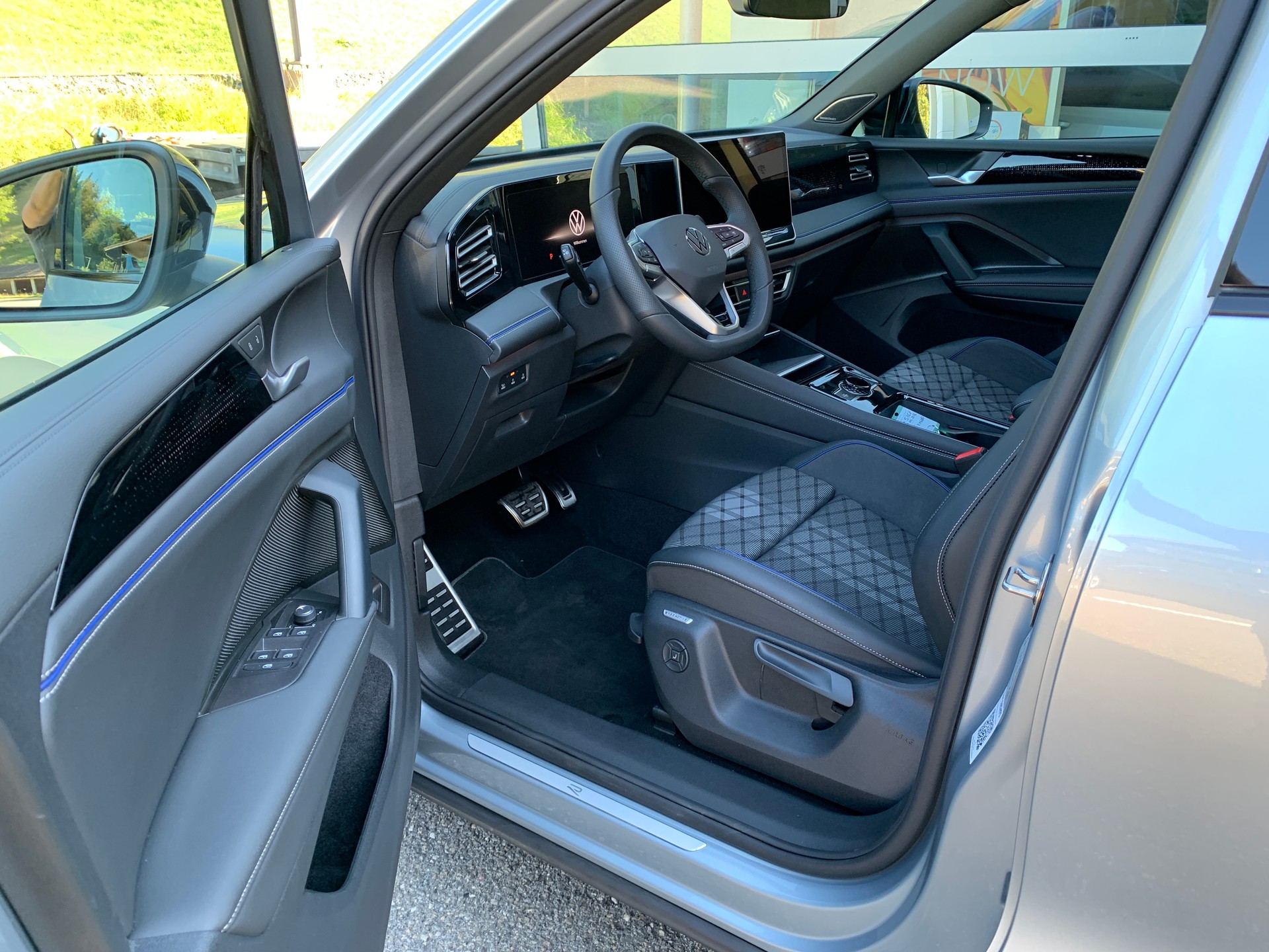 VW Tiguan 2.0 TSI DSG R-Line 4Motion-image-7