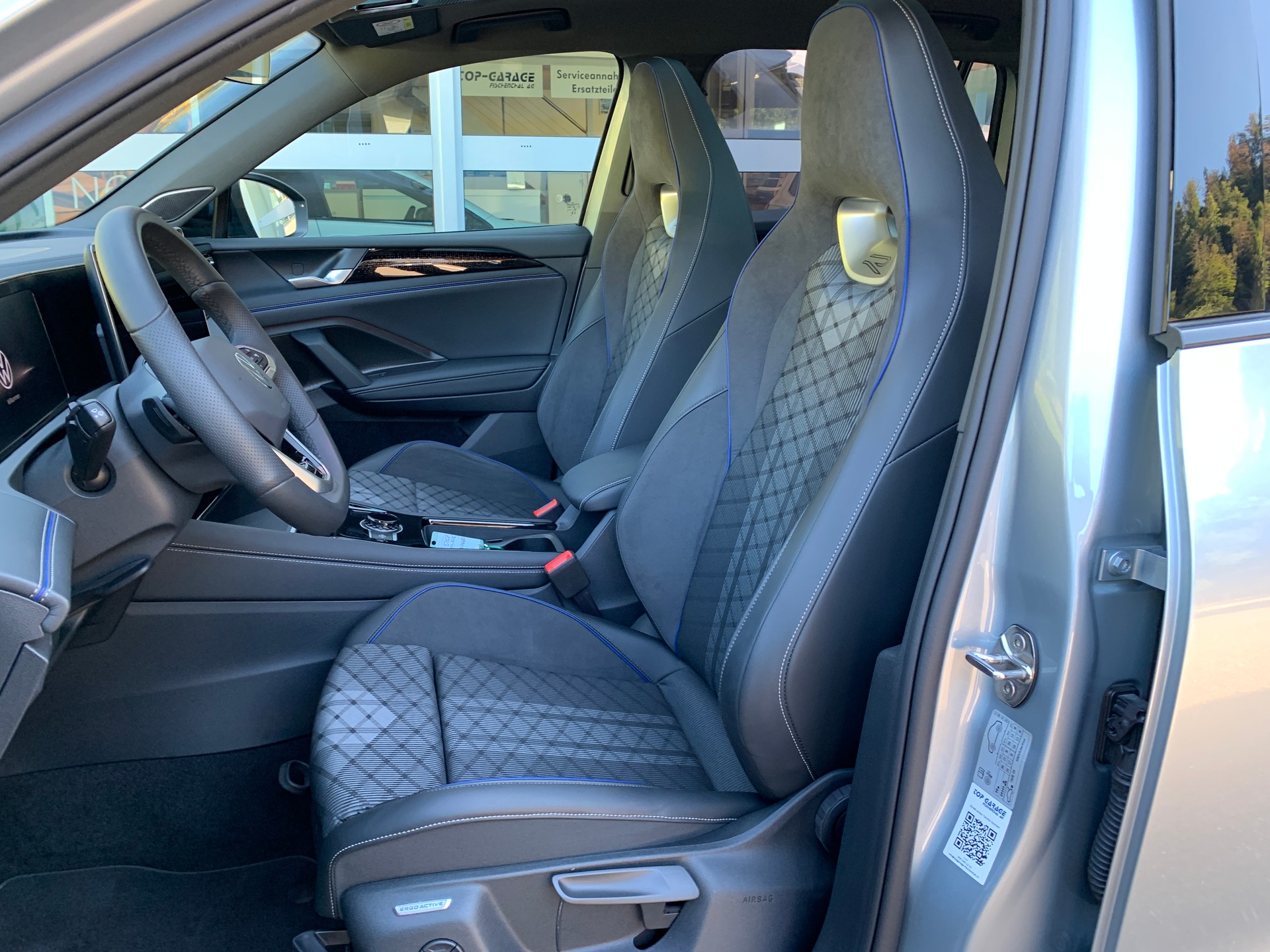 VW Tiguan 2.0 TSI DSG R-Line 4Motion-image-8