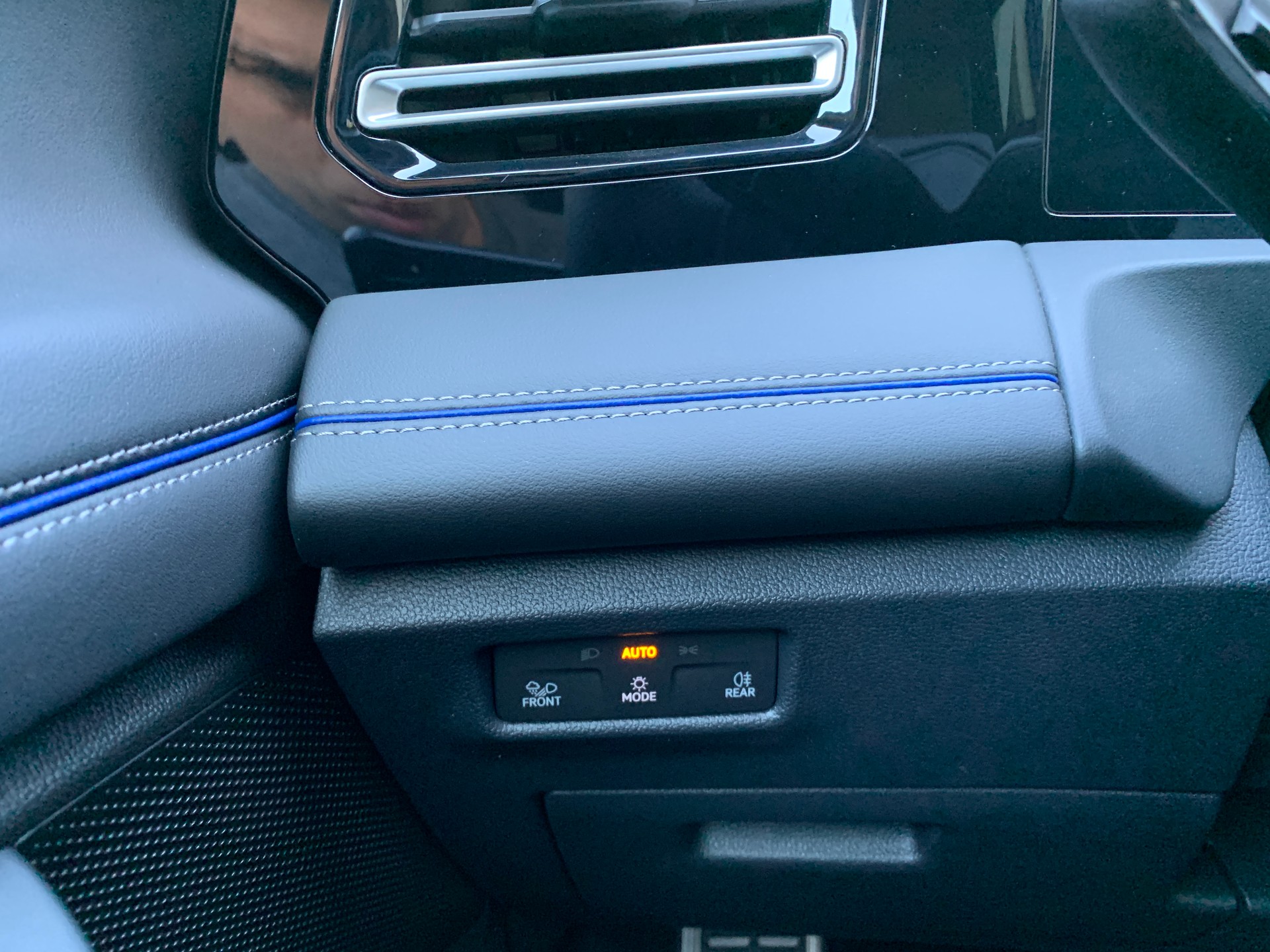 VW Tiguan 2.0 TSI DSG R-Line 4Motion-image-10