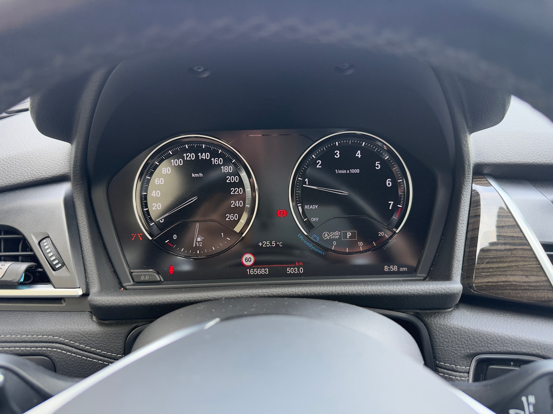 BMW 220i Gran Tourer M-Packet)-image-11
