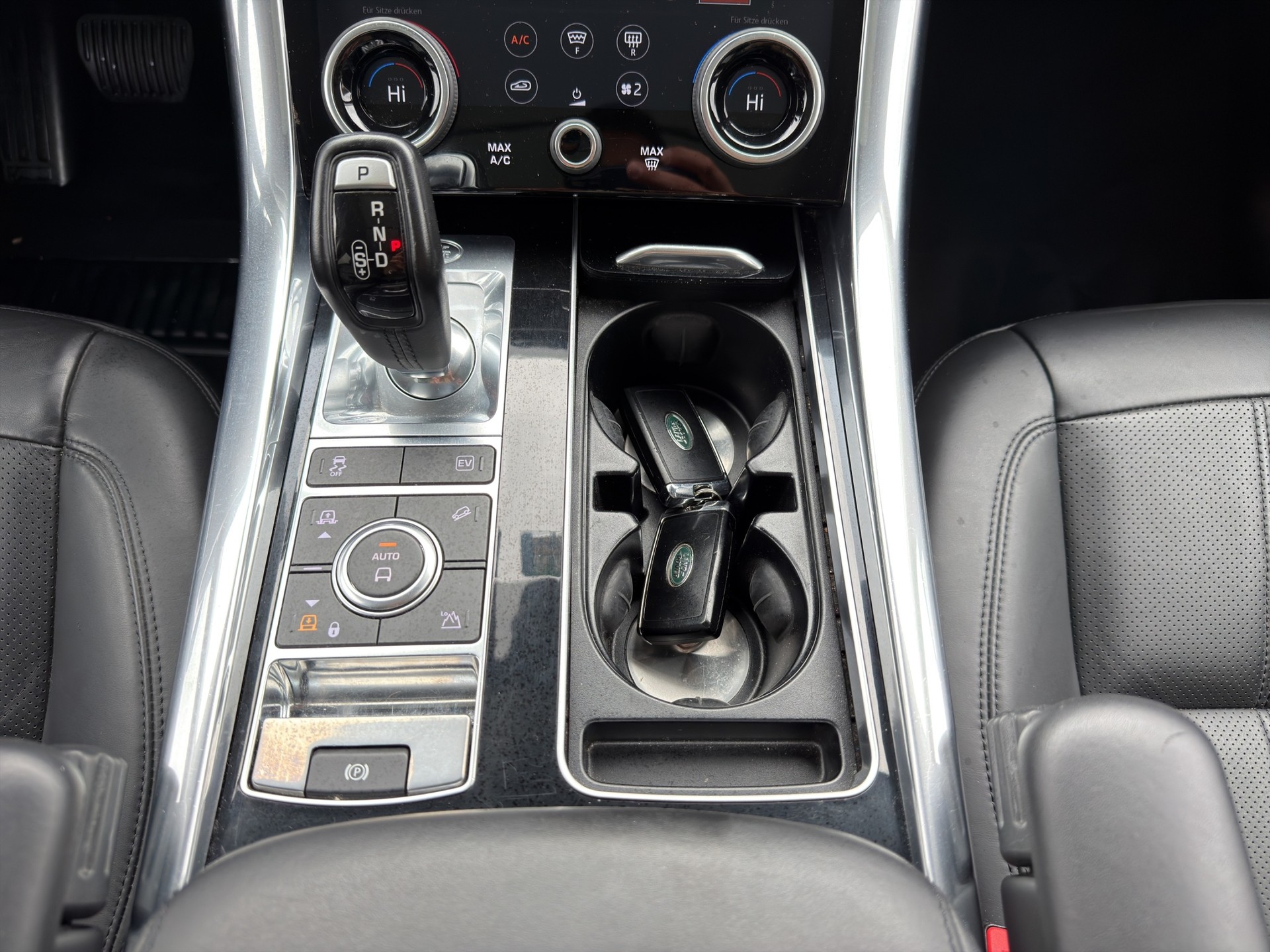 LAND ROVER Range Rover Sport 2.0 Si4 HSE Automatic-image-13