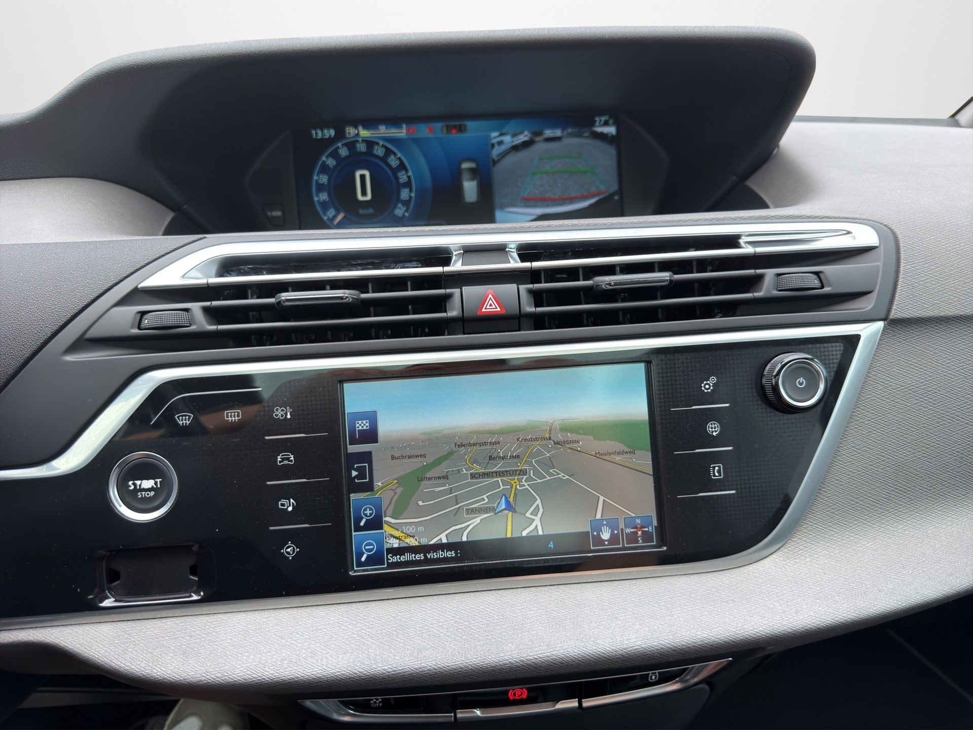 CITROEN C4 Picasso 1.6i 16V e-THP Exclusive Automatic-image-16