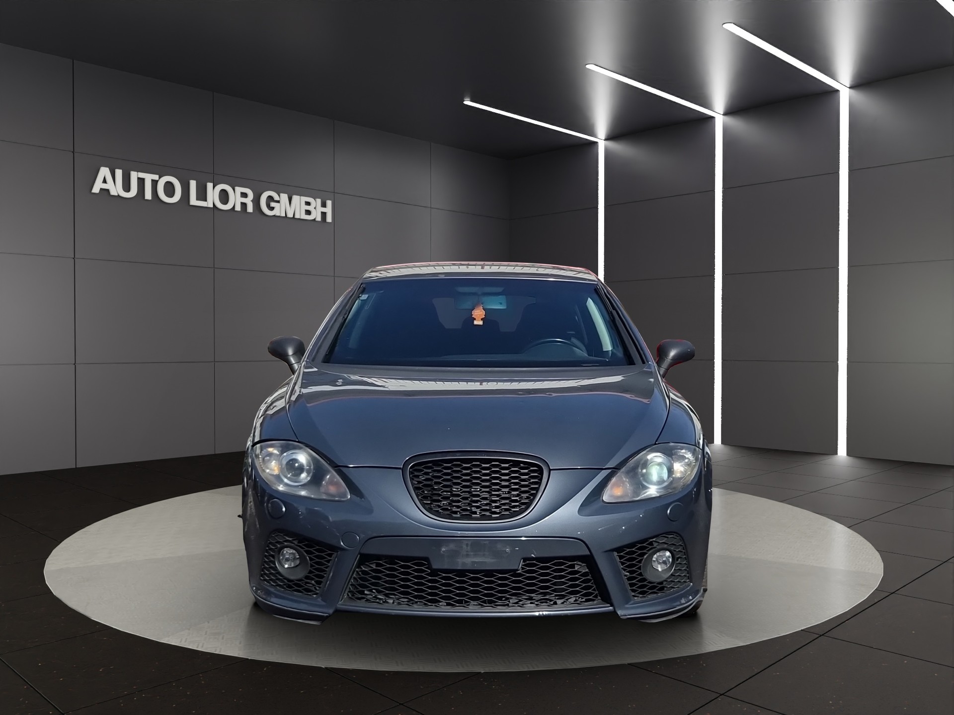 SEAT Leon 2.0 TSI FR-image-3