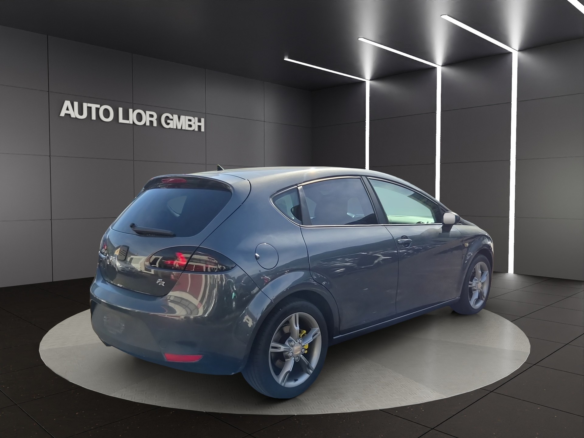 SEAT Leon 2.0 TSI FR-image-7