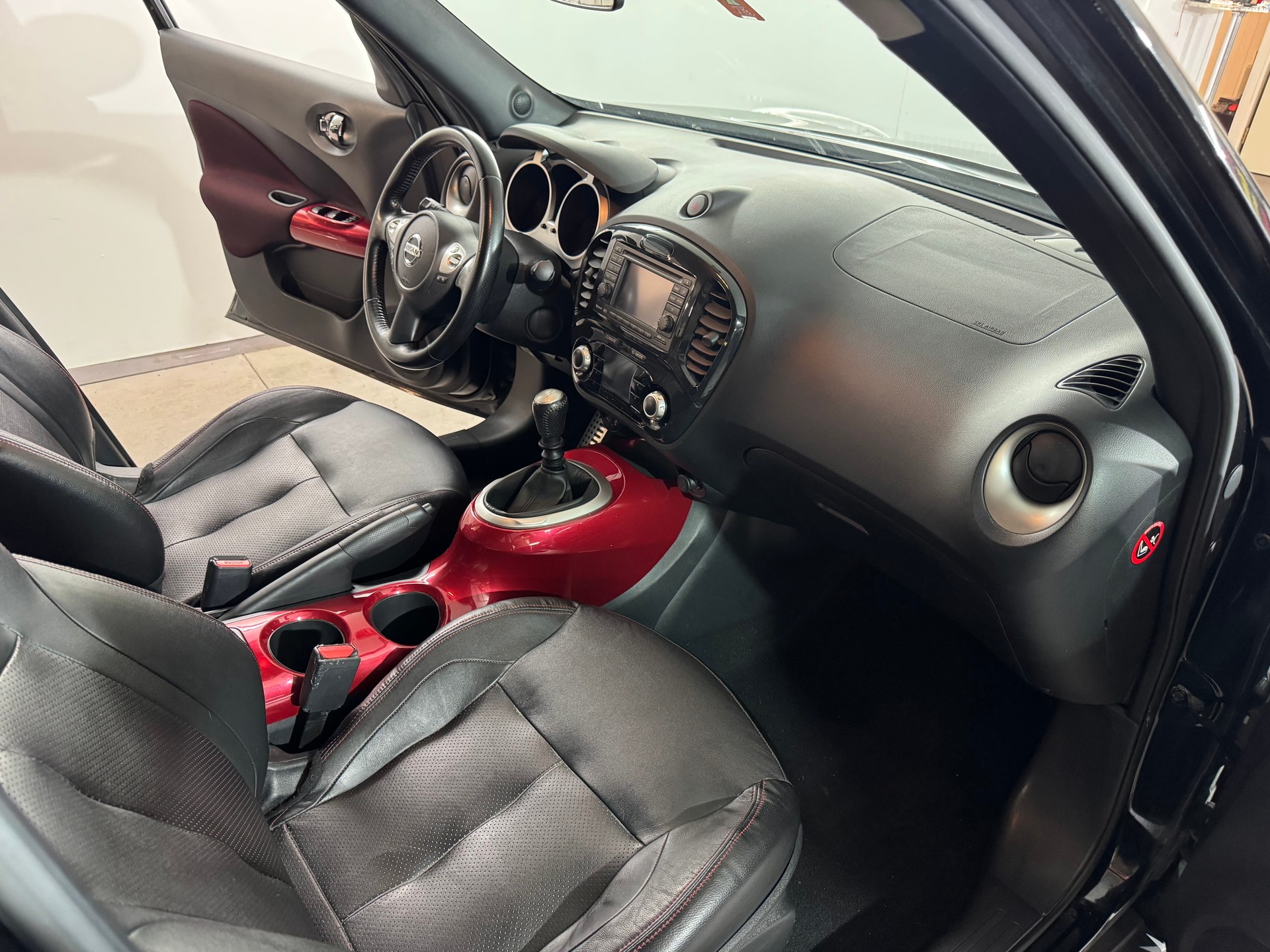 NISSAN Juke 1.6 DIG-T tekna-image-10
