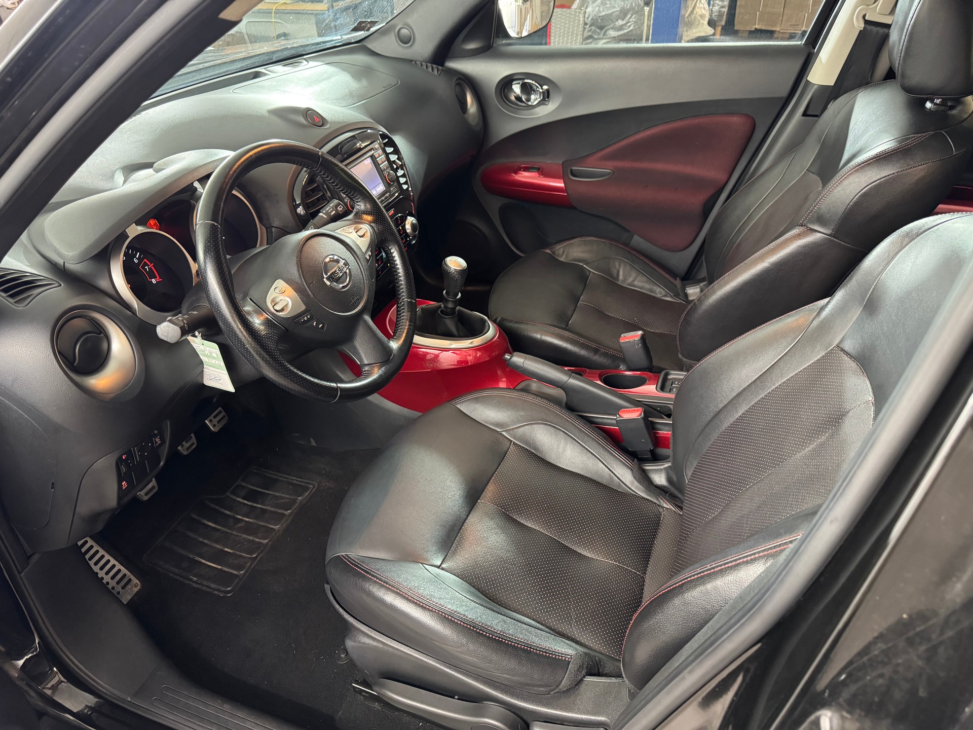 NISSAN Juke 1.6 DIG-T tekna-image-9
