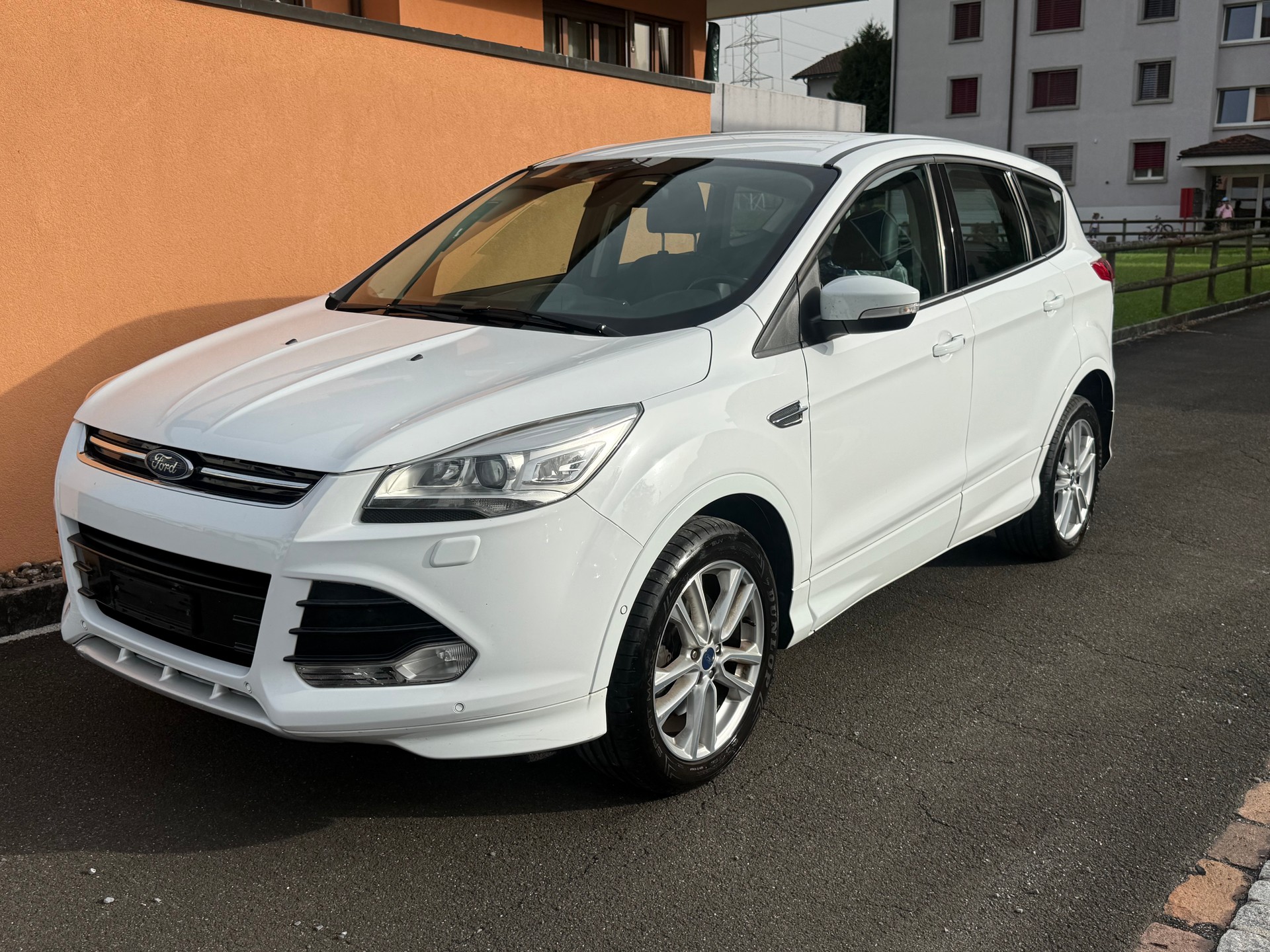 FORD Kuga 2.0 TDCi Titanium 4WD PowerShift-image-2