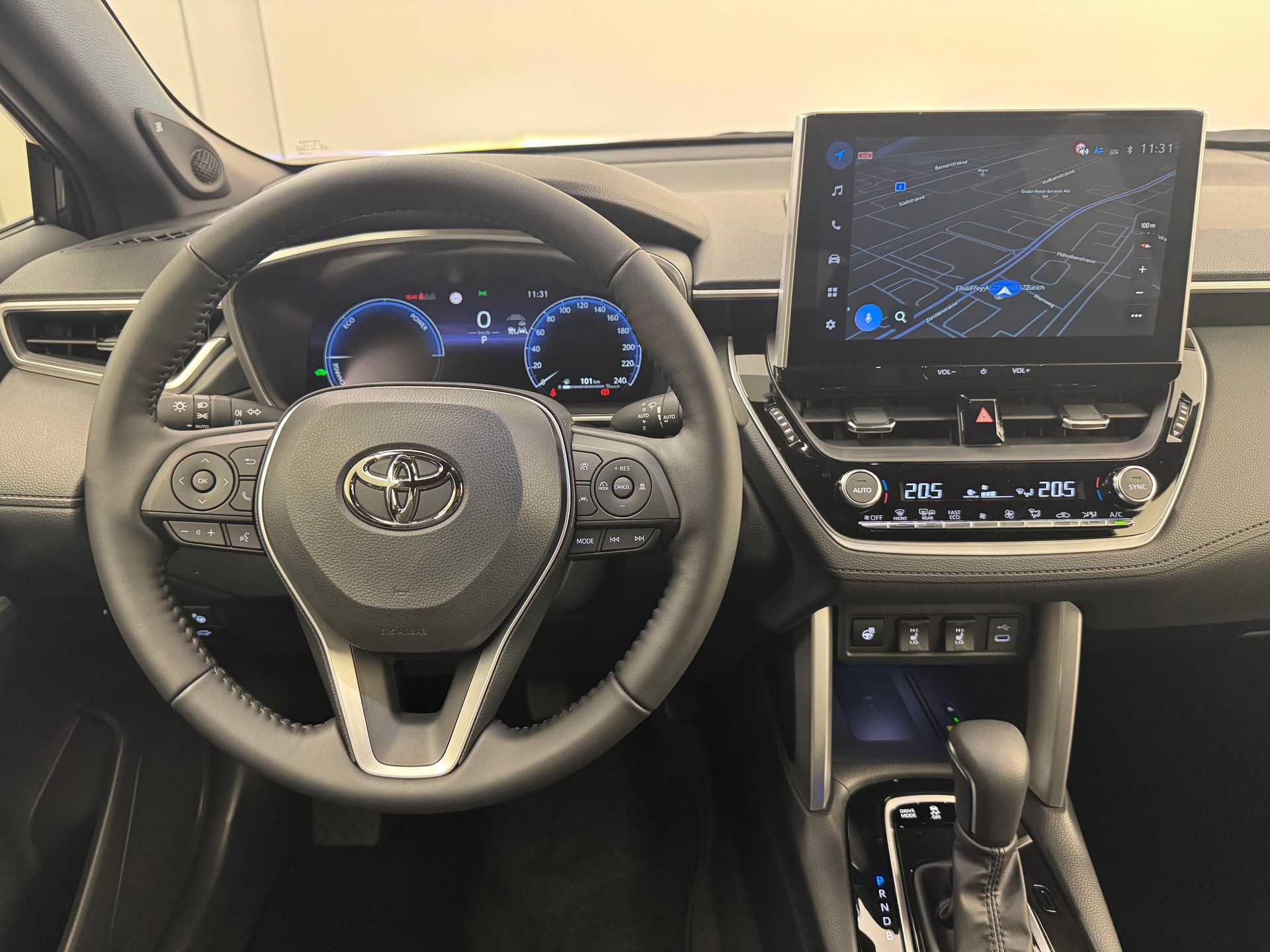 TOYOTA Corolla Cross 2.0 HSD Premium AWD-i-image-8