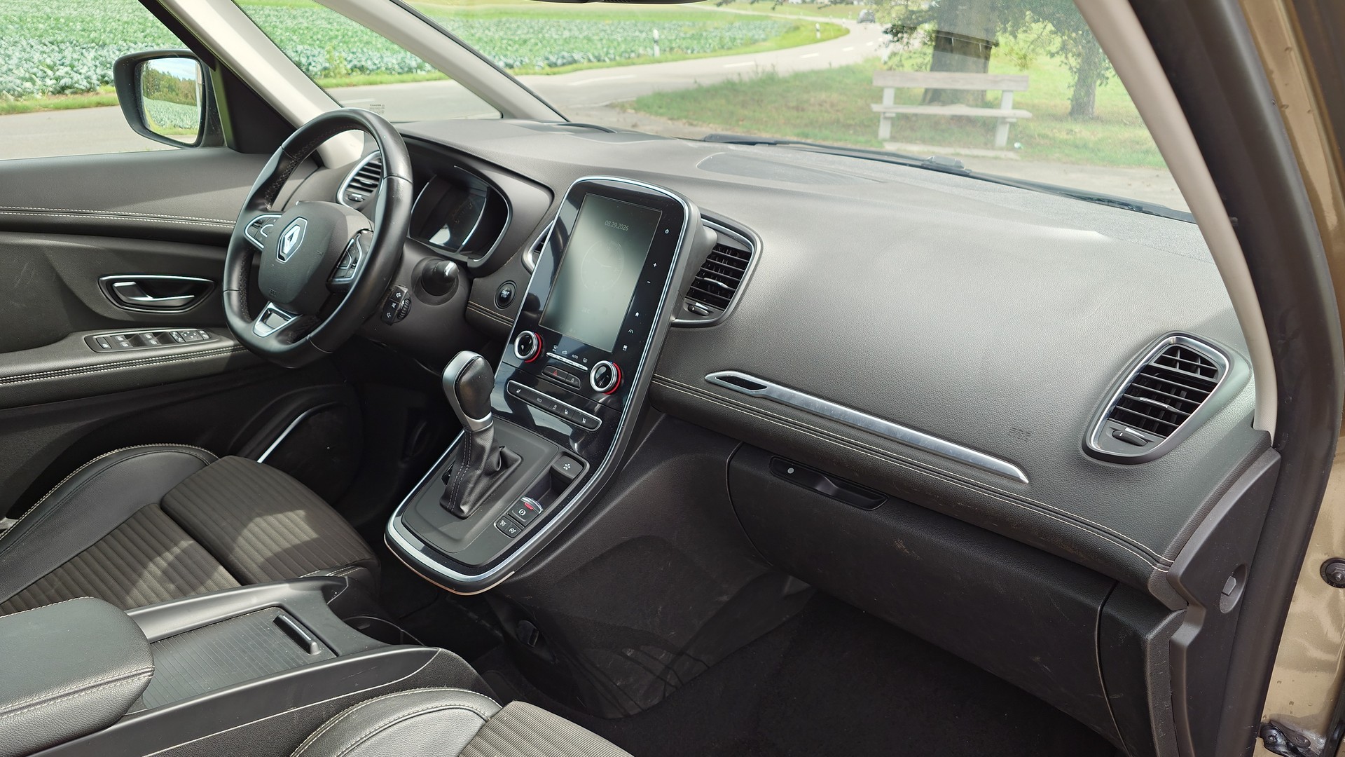 RENAULT Scénic 1.5 dCi Bose EDC-image-11