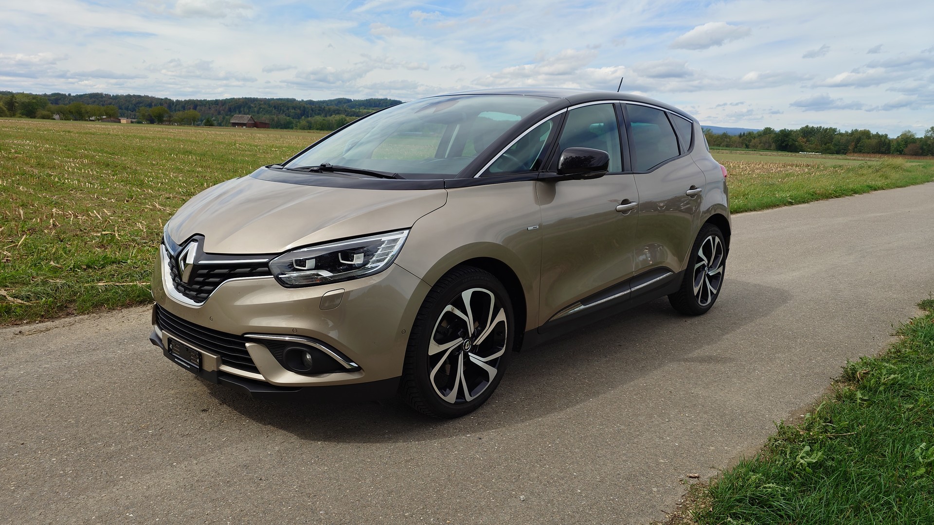 RENAULT Scénic 1.5 dCi Bose EDC-image-0