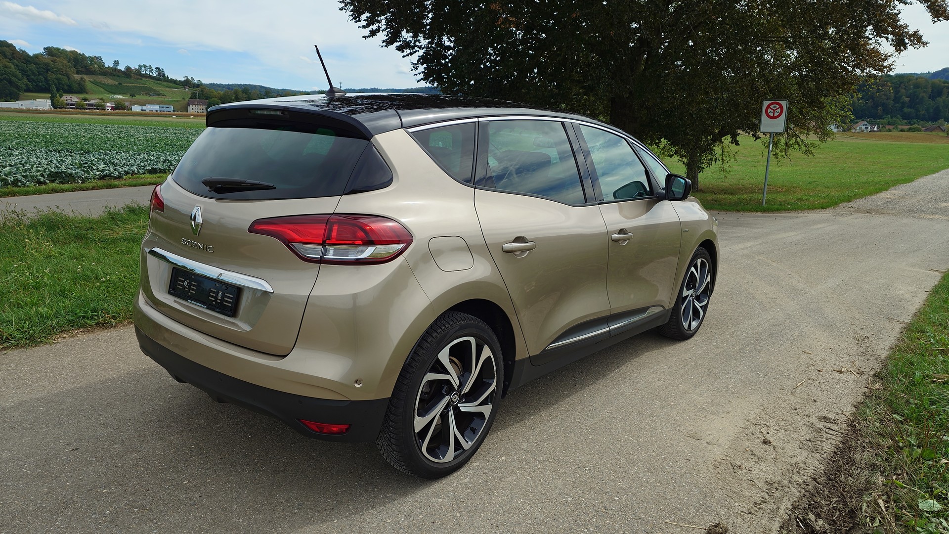 RENAULT Scénic 1.5 dCi Bose EDC-image-6