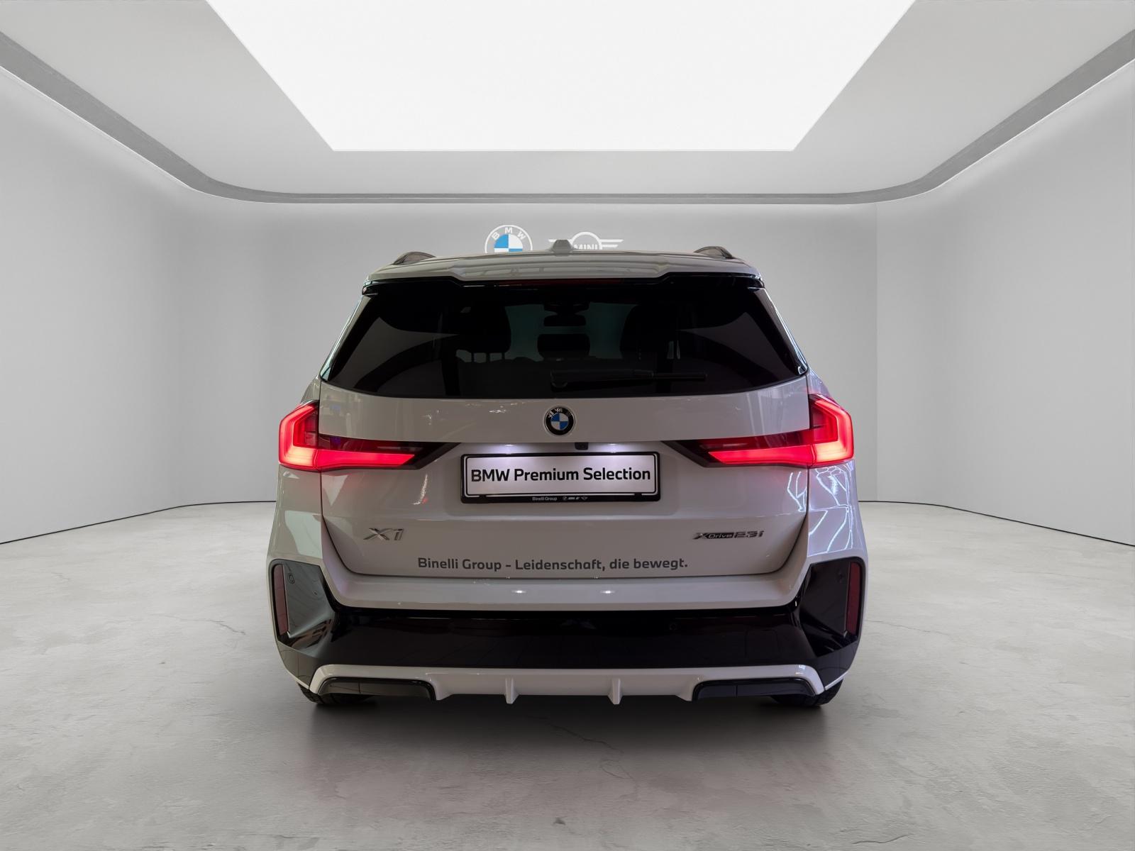 BMW X1 23i xDrive M-SportPaket-image-3