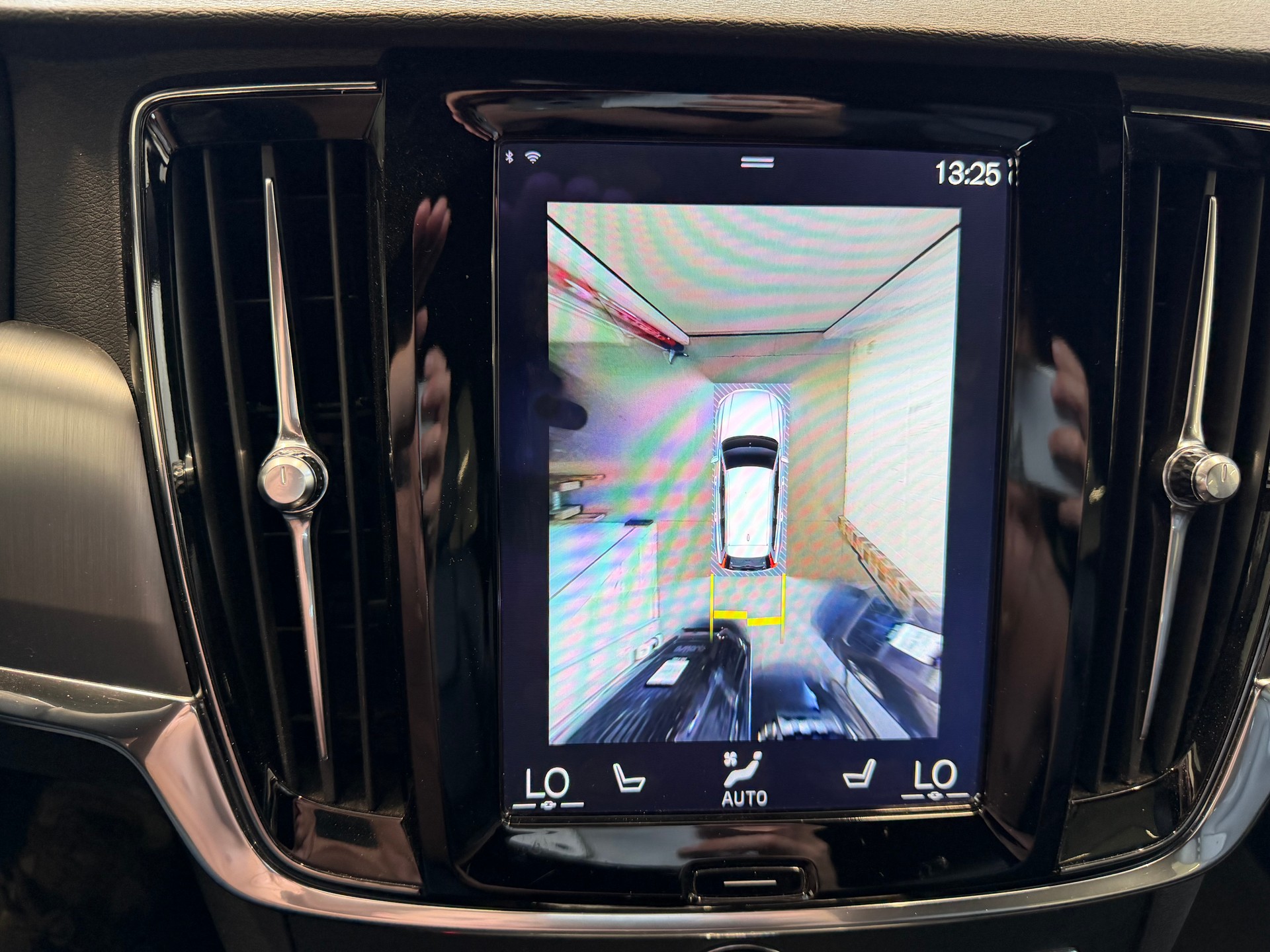 VOLVO V90 D5 AWD Momentum Geartronic Powerpulse-image-14