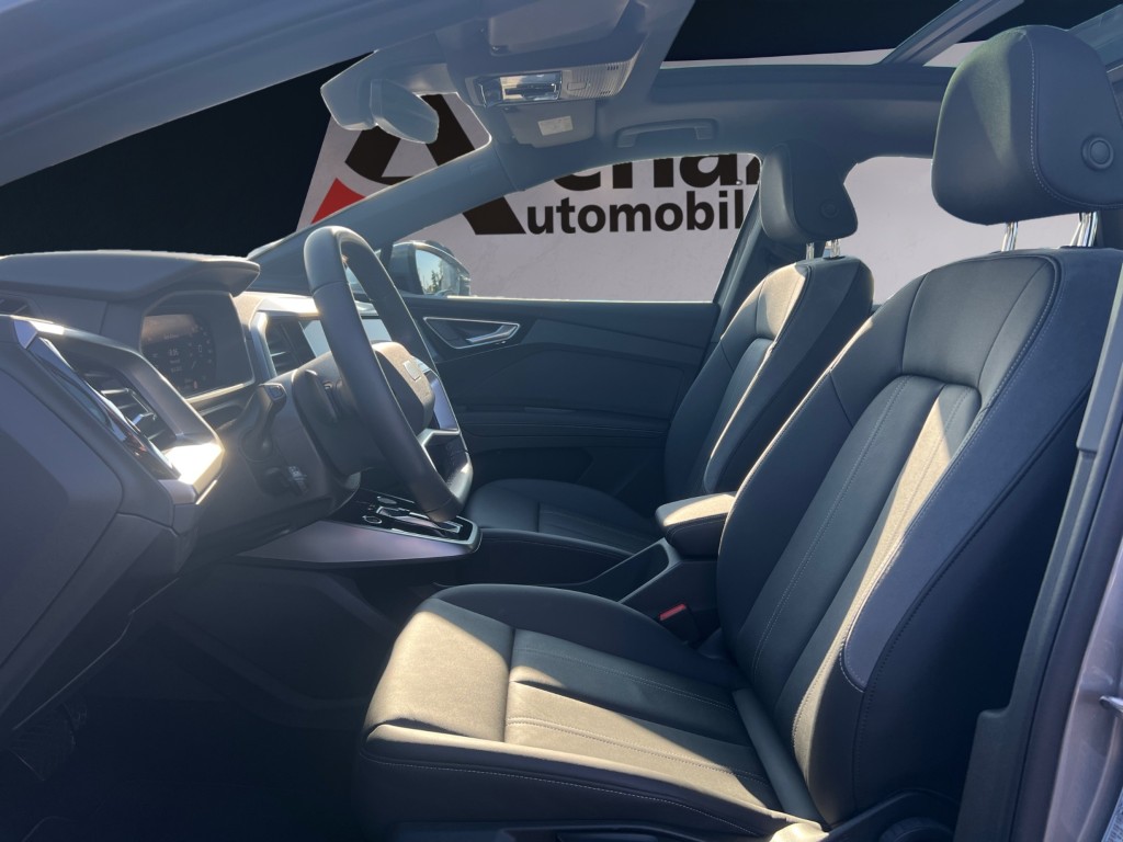 AUDI Q4 e-tron 45 quattro-image-9