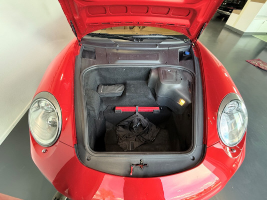 PORSCHE 911 Carrera Cabrio-image-10