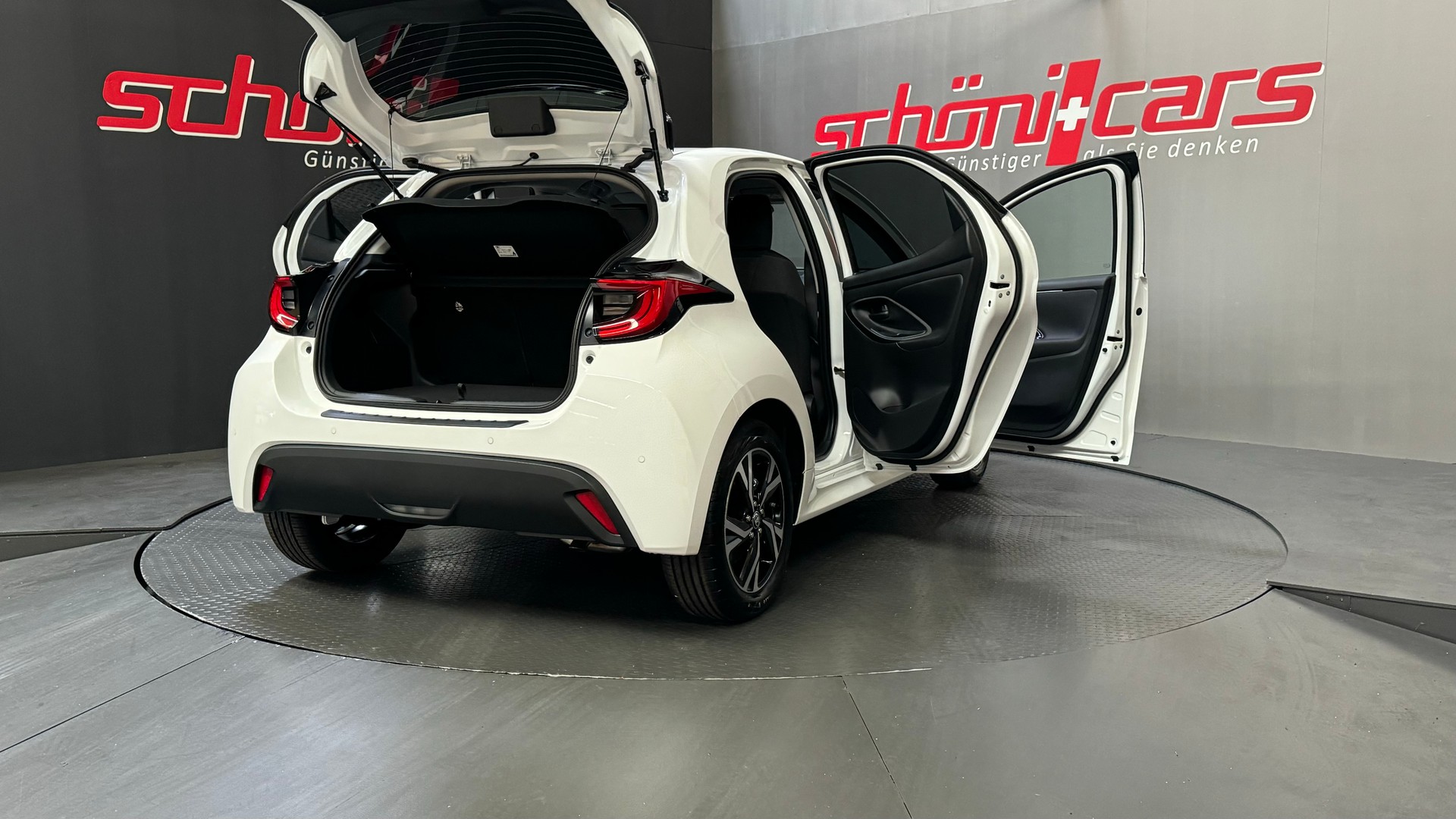 TOYOTA Yaris 1.5 Trend e-CVT-image-7